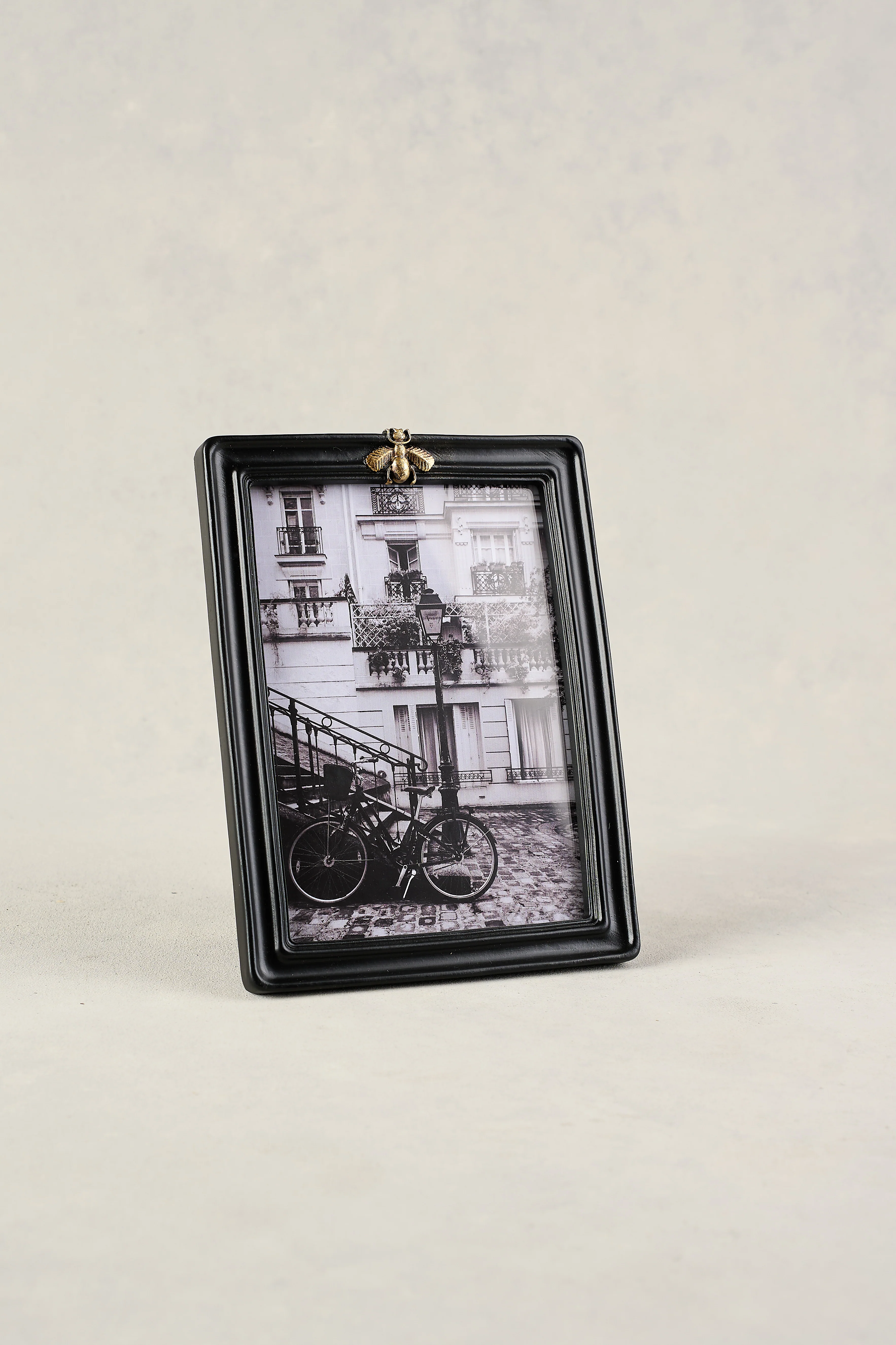 Black / Gold Bee Frame - 5x7