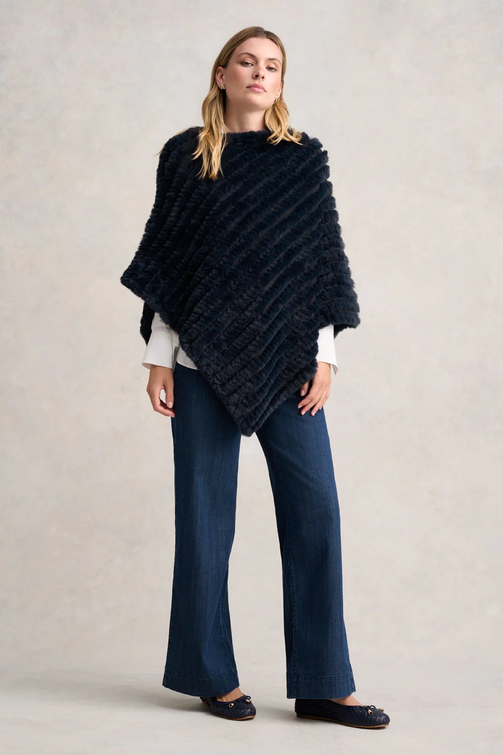 Navy Faux Fur Poncho - Skullriy