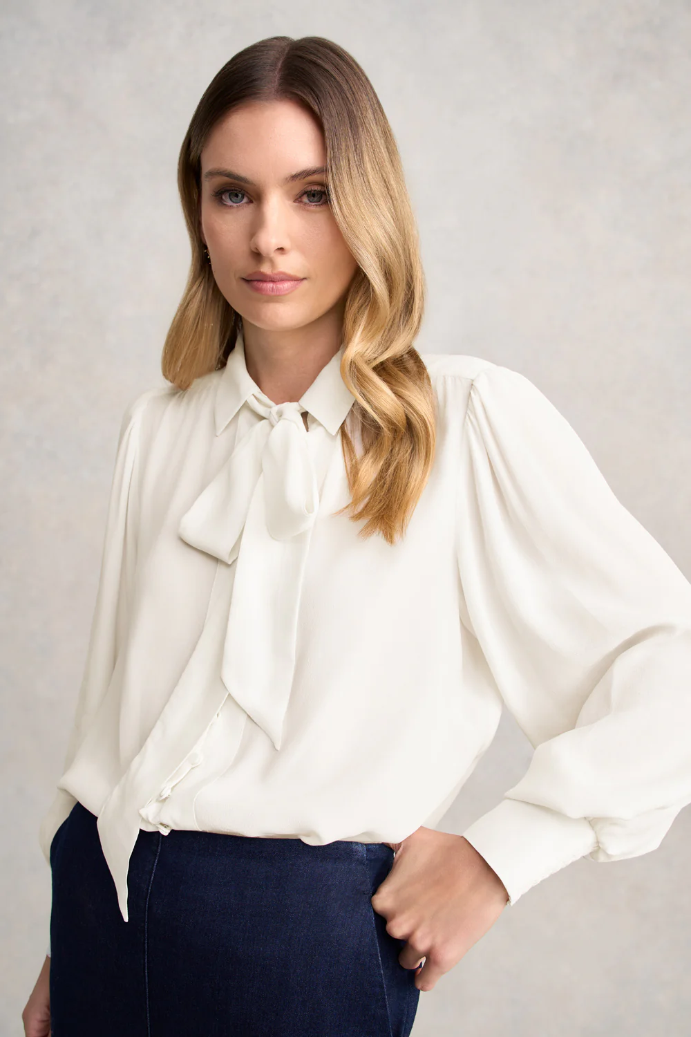 Silk Blend Shirt With Tie - Cream - Skullriy