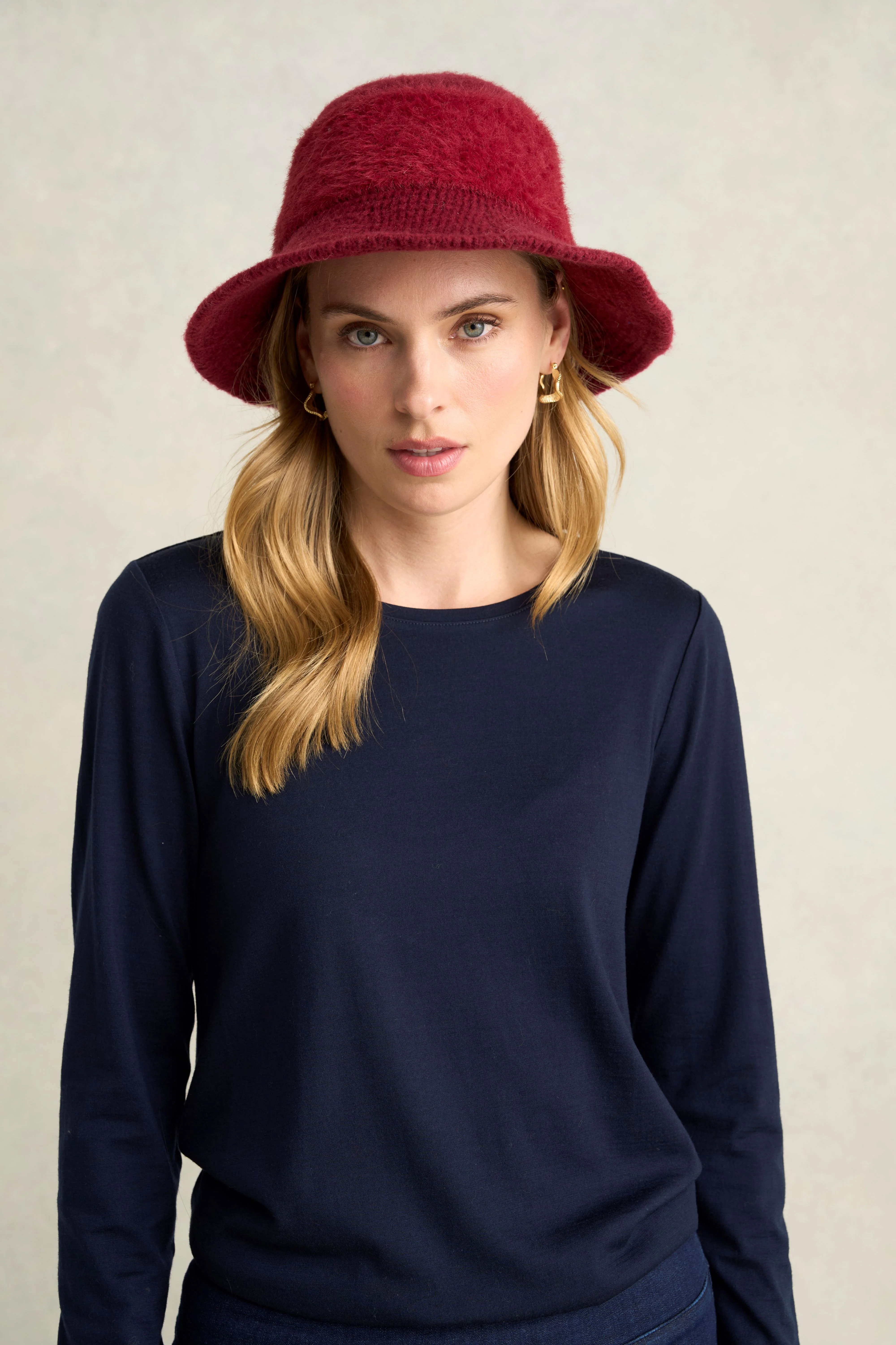 Fluffy Cloche Hat - Burgundy - Skullriy