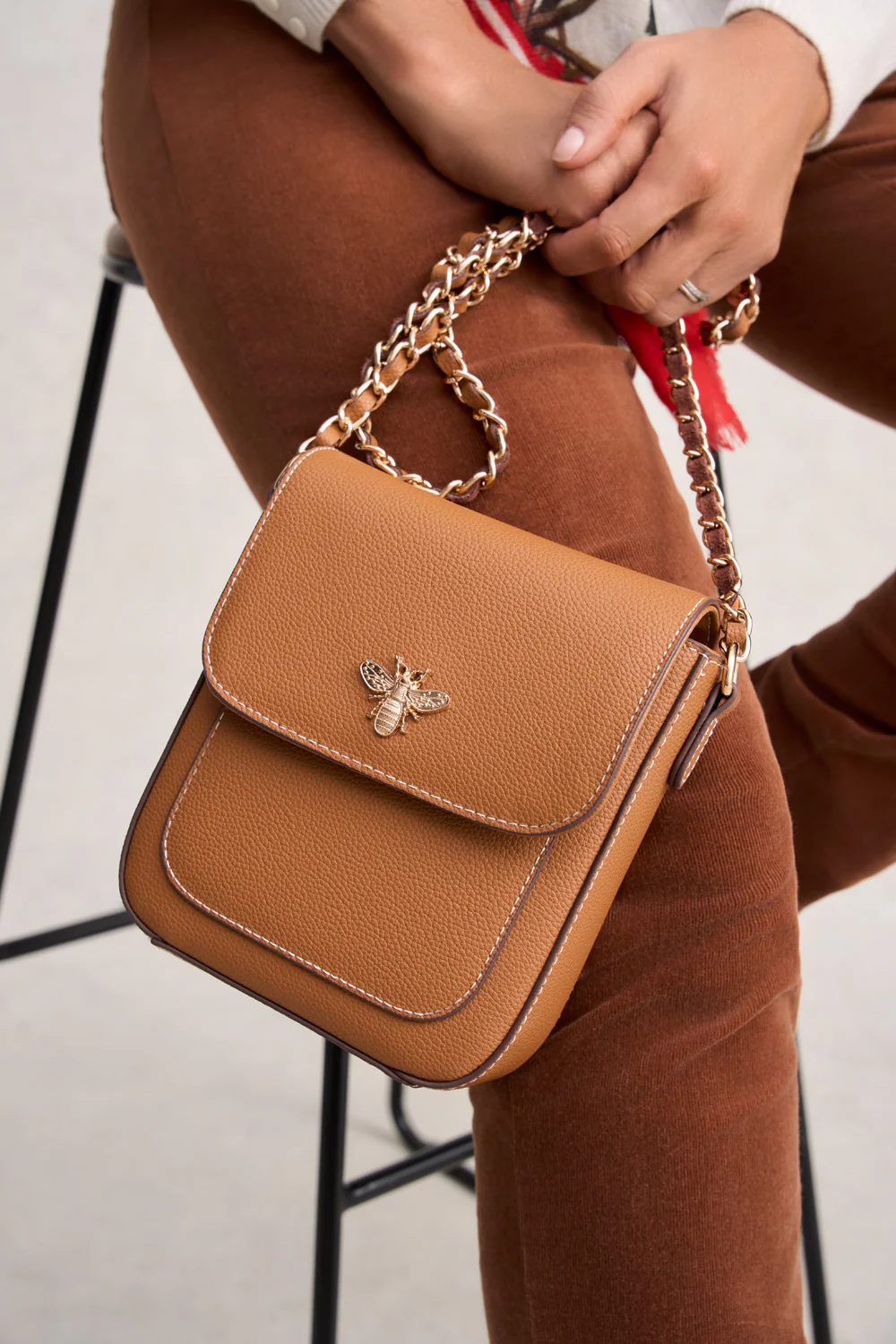 Catriona Leather Crossbody Bag - Tan - Skullriy