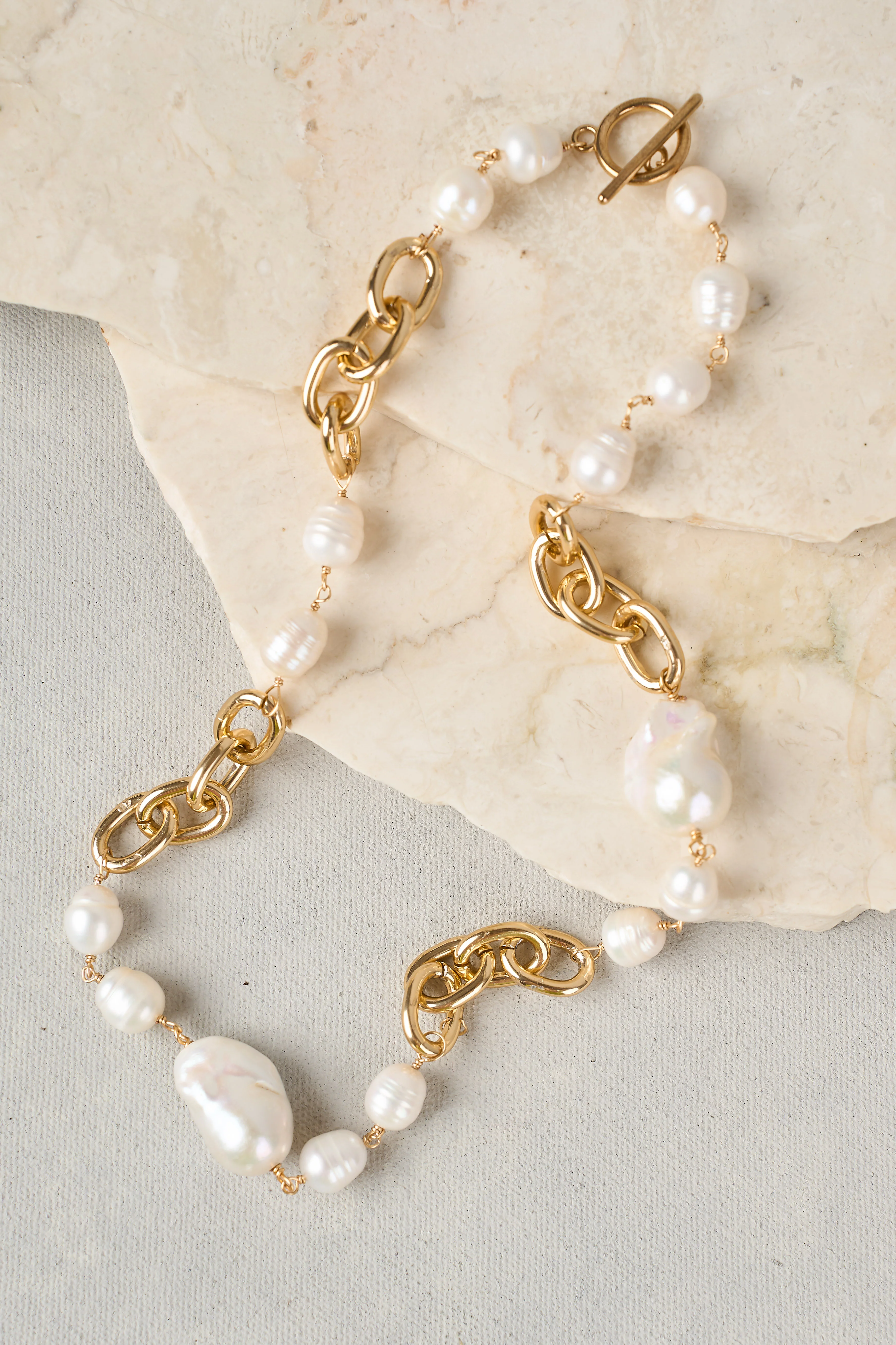 Baroque Pearl & Chain Necklace - Gold - Skullriy