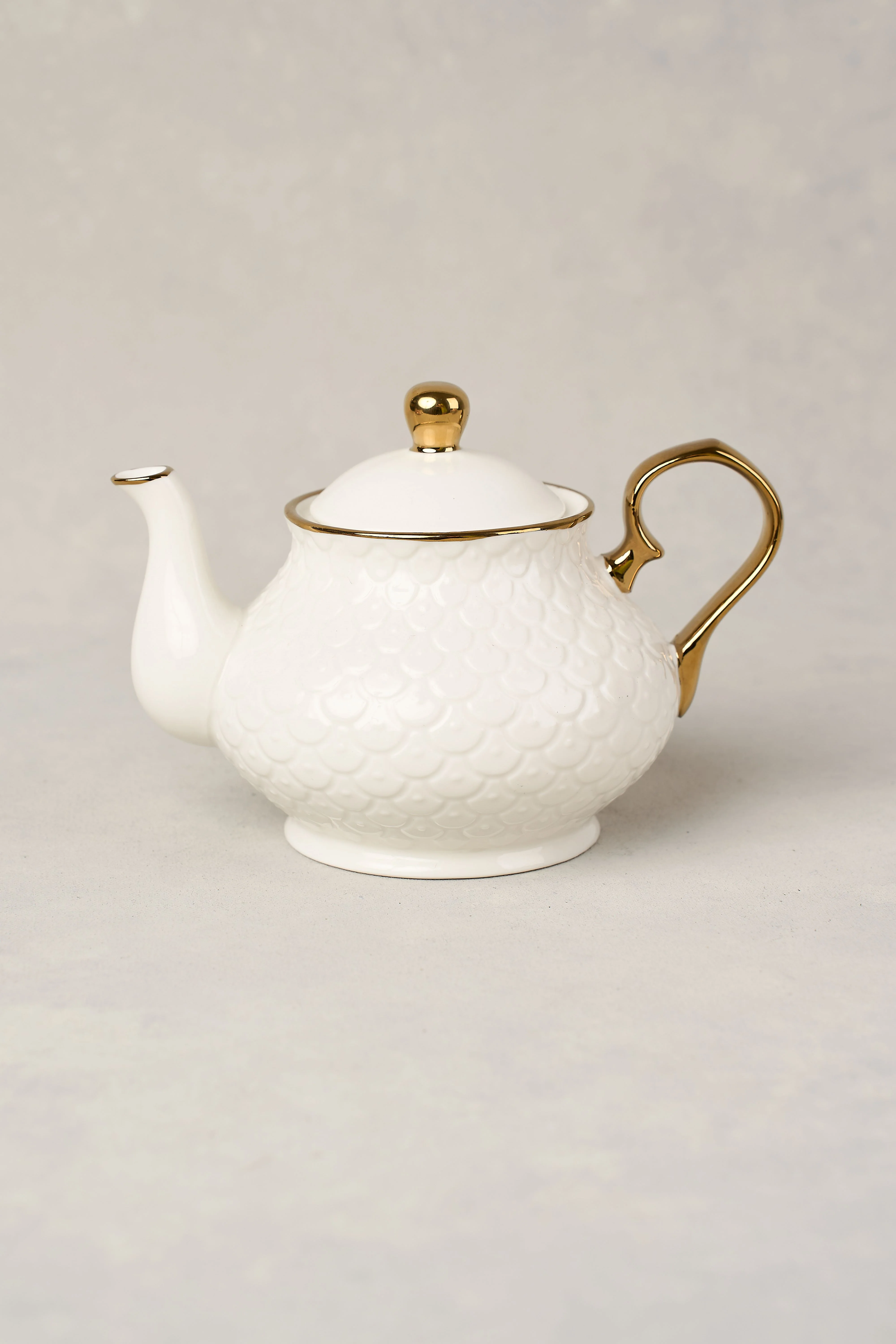 Ripple White Teapot - Skullriy