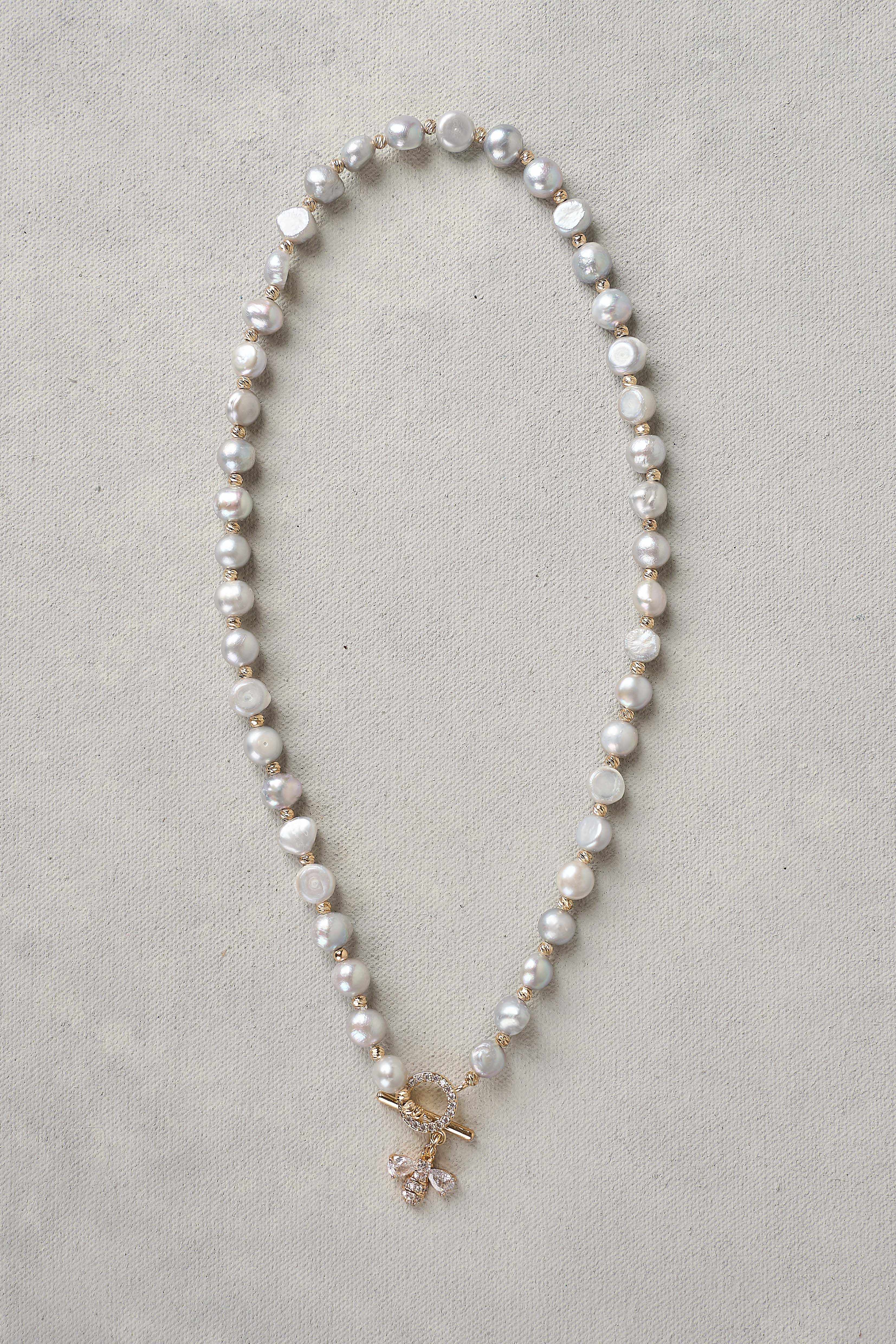 Silver Bee Pearl Necklace - Skullriy