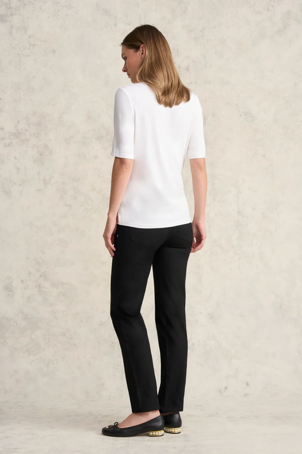 V-Neck Tee - White - Skullriy