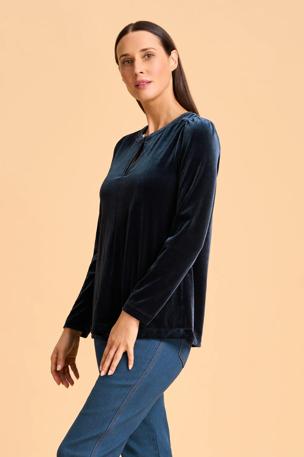 Velvet Keyhole Top - Ink - Skullriy