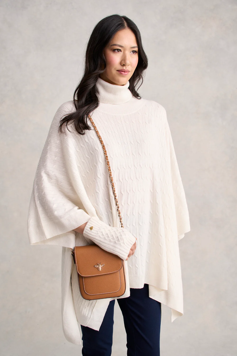Catriona Wool Cable Poncho - Eggshell - Skullriy