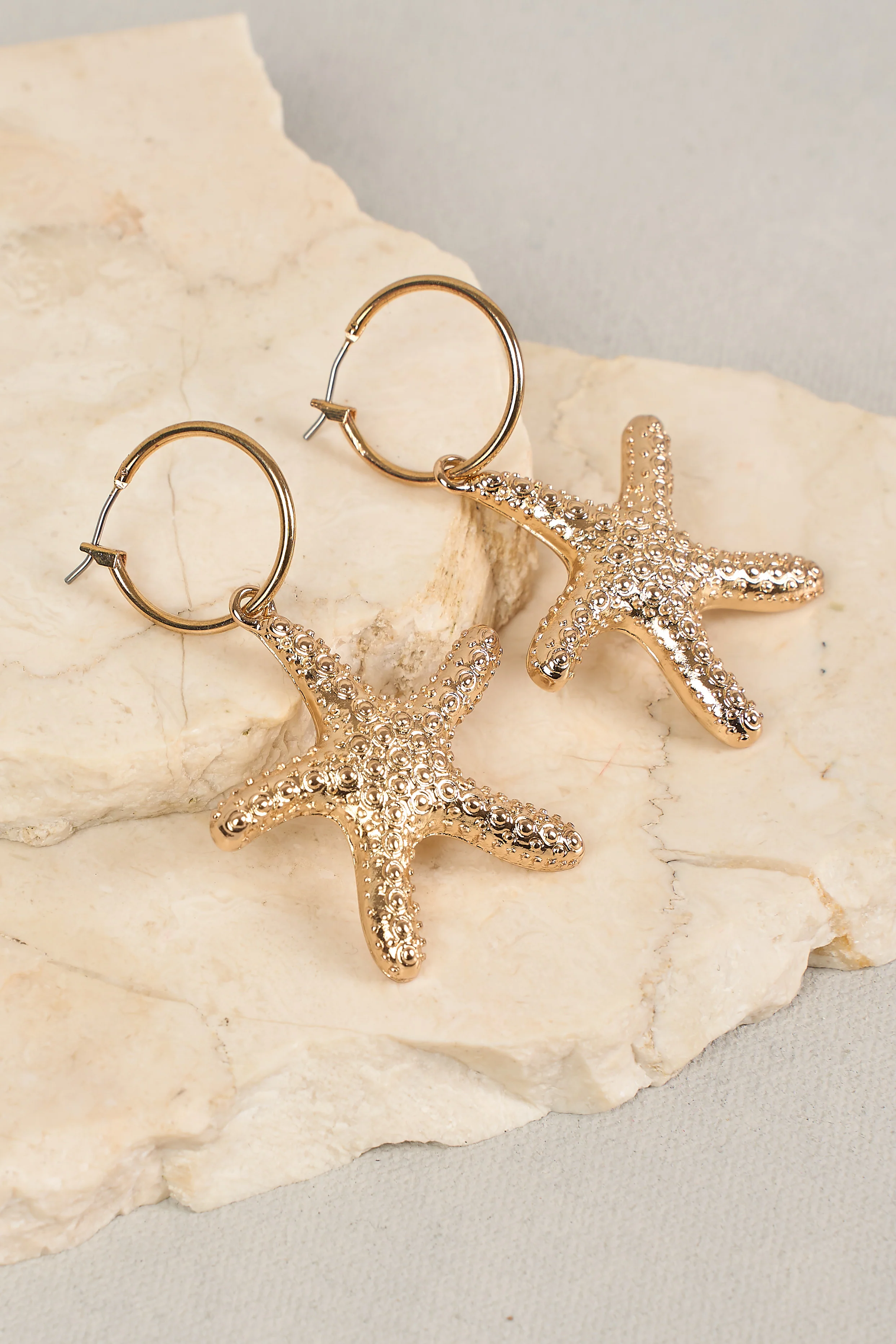 Gold Starfish Pendant Earrings - Skullriy