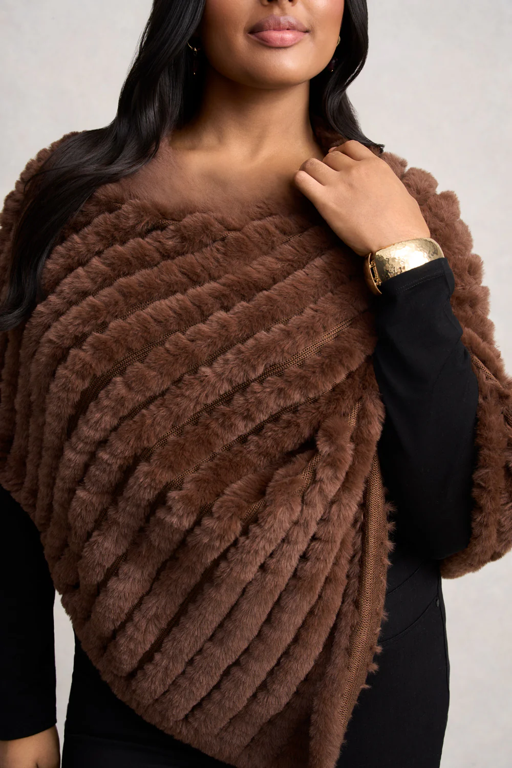 Chocolate Faux Fur Poncho - Skullriy