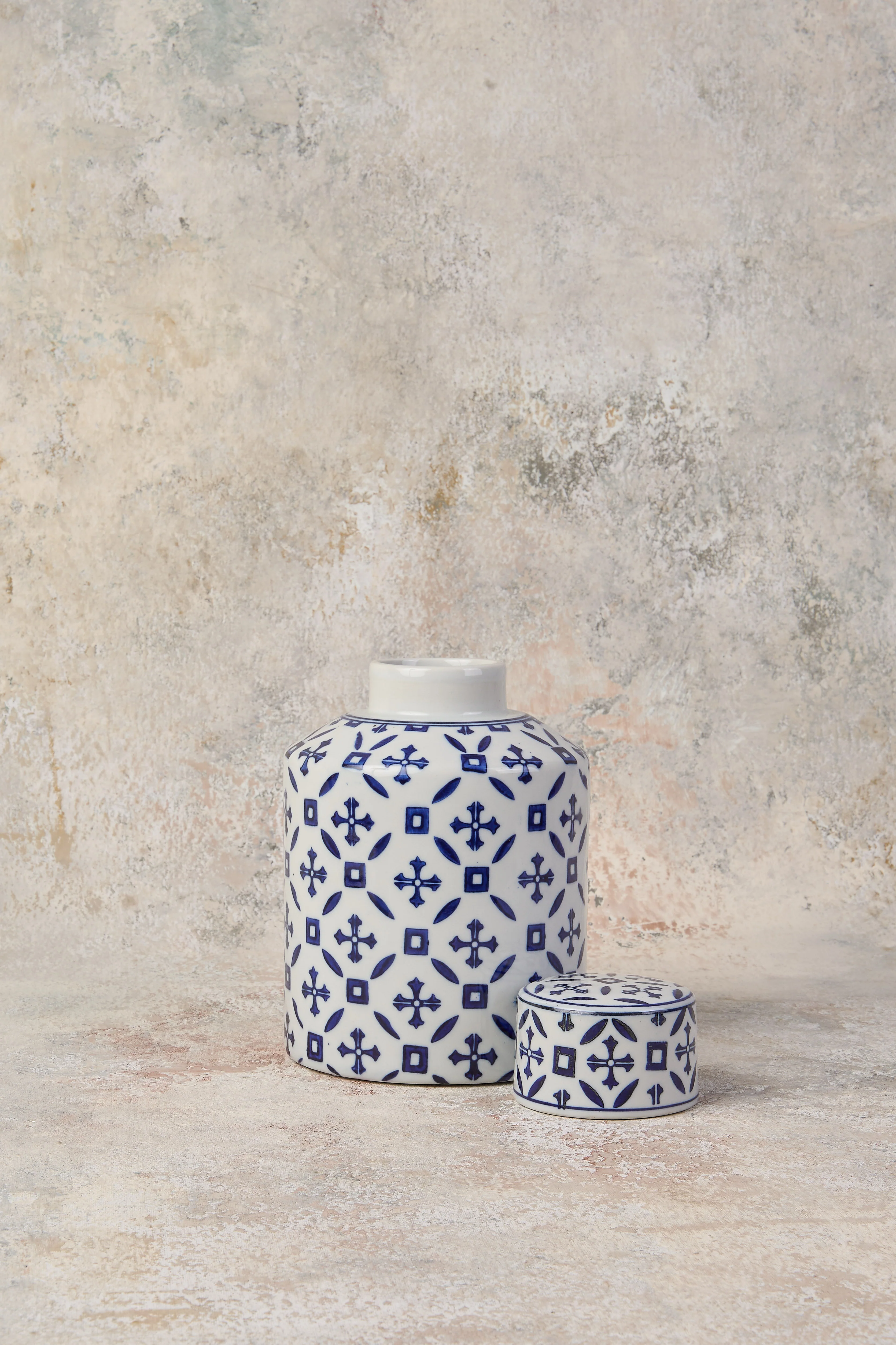 Tehan Porcelain Jar Small - Skullriy