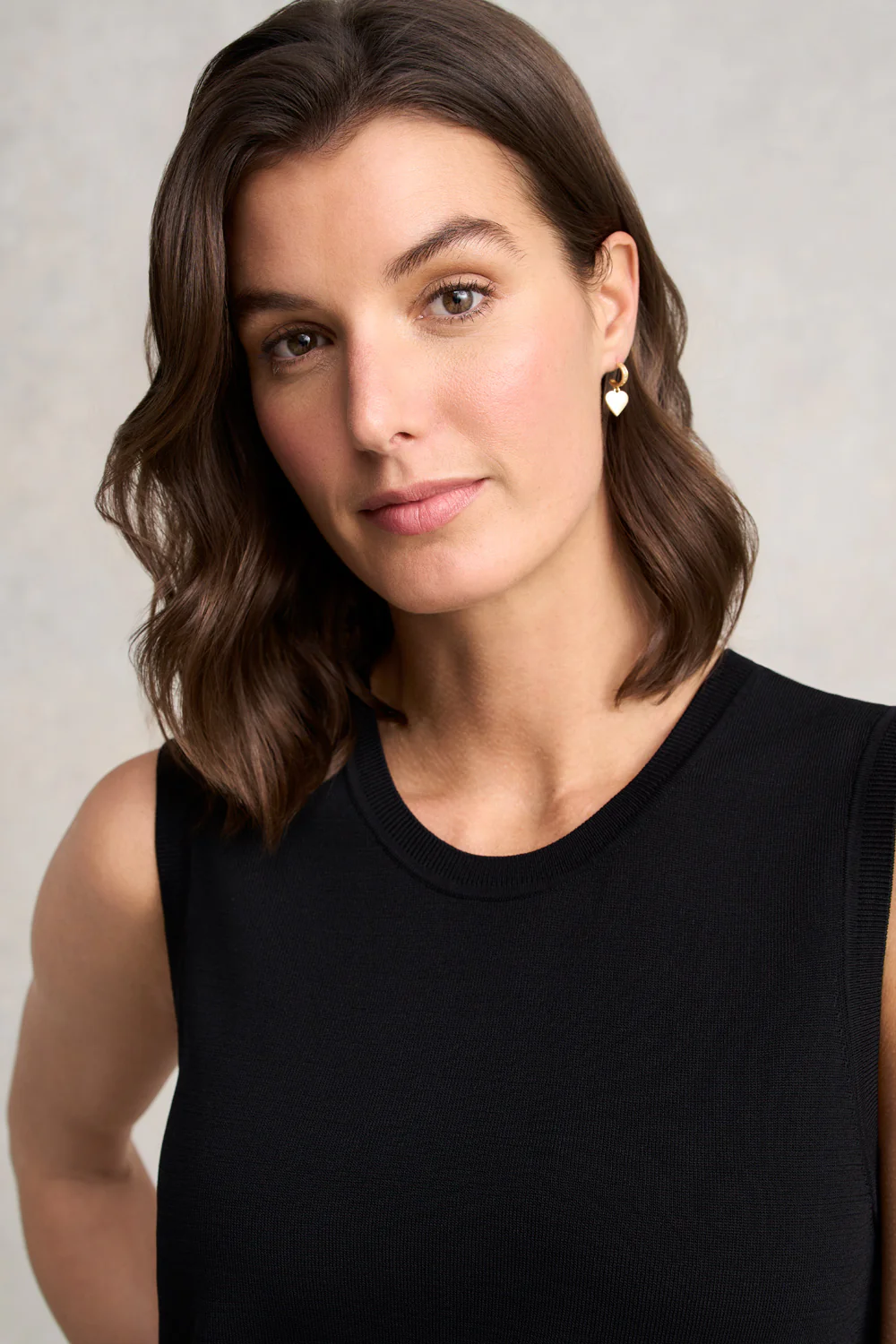 Sleeveless Knit Top  C Black - Skullriy