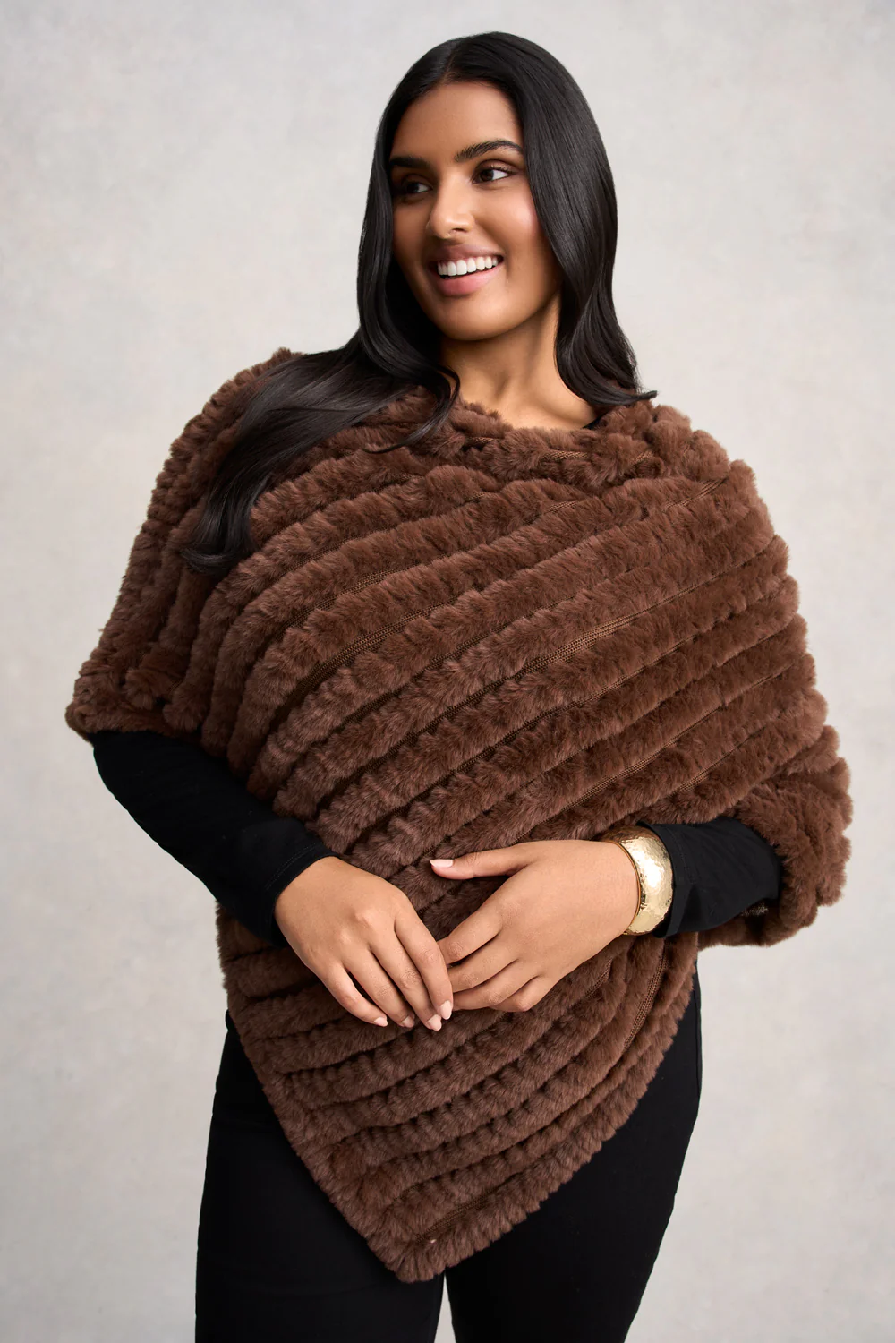 Chocolate Faux Fur Poncho - Skullriy