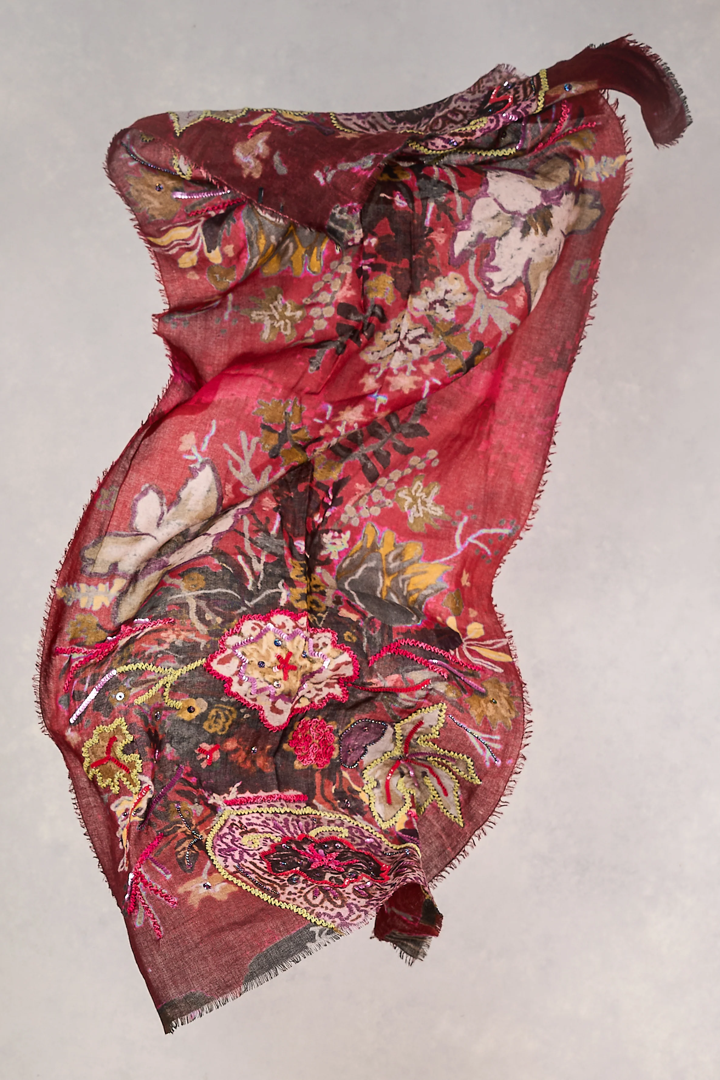 Merlot Embellished Wool Scarf - Skullriy