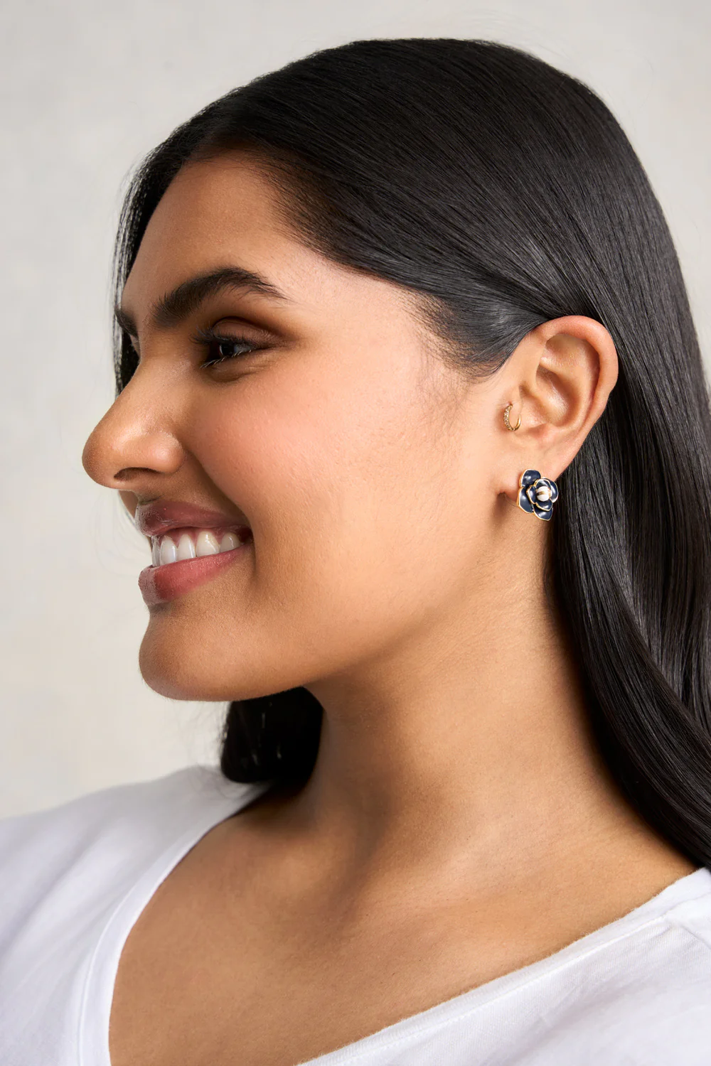 Floral Stud Earrings - Navy - Skullriy