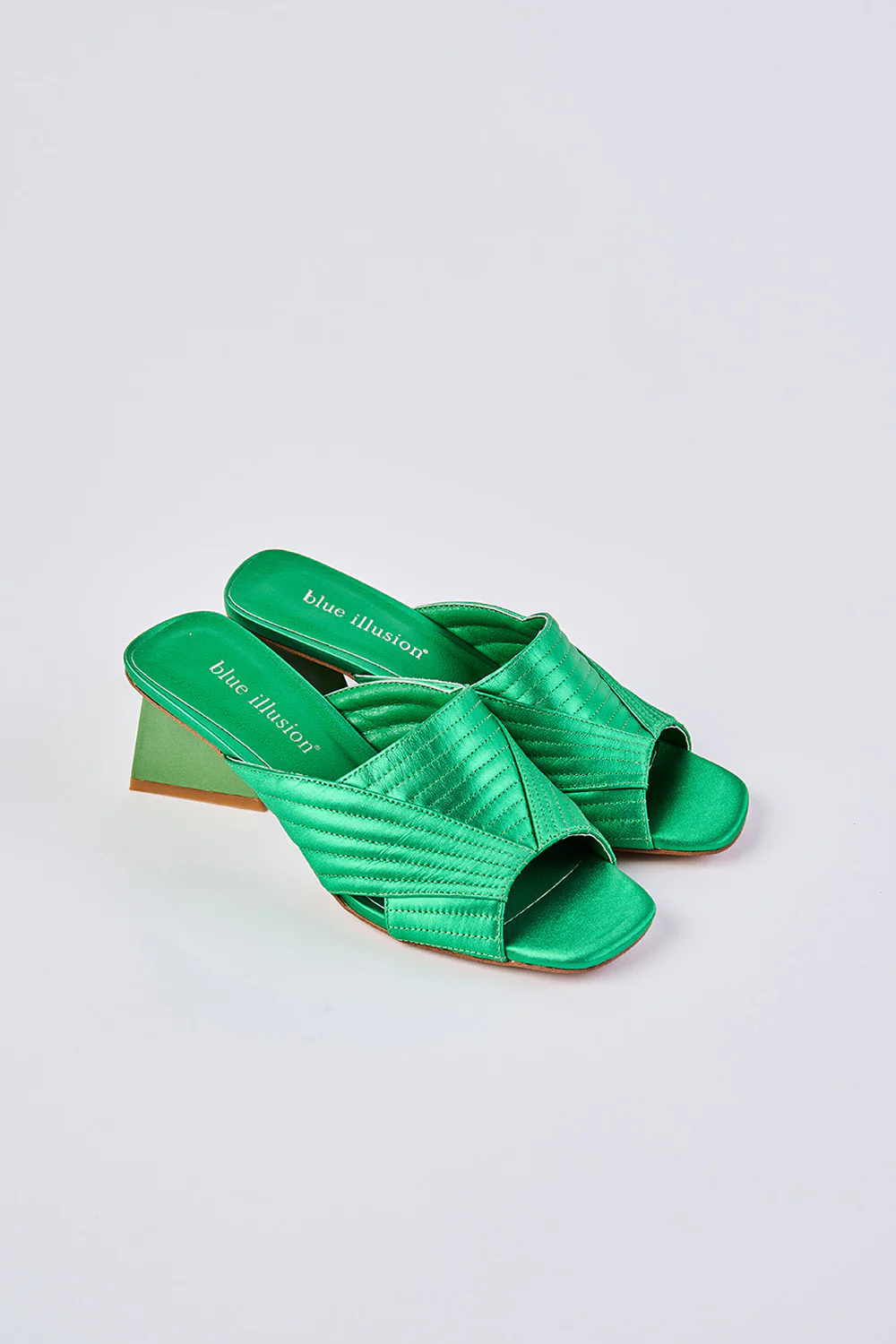 Stella Satin Mule - Vibrant Green - Skullriy