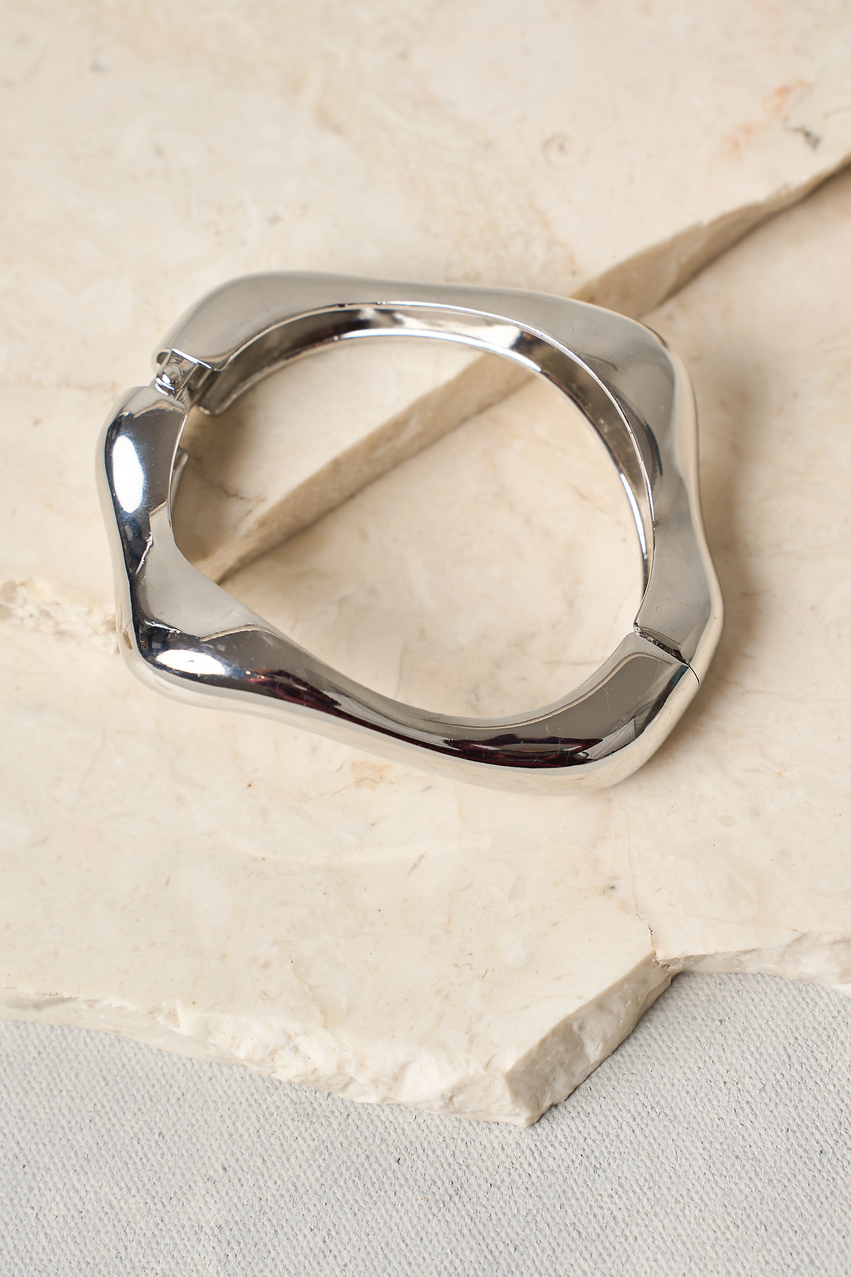 Sculptural Silver Bangle - Skullriy