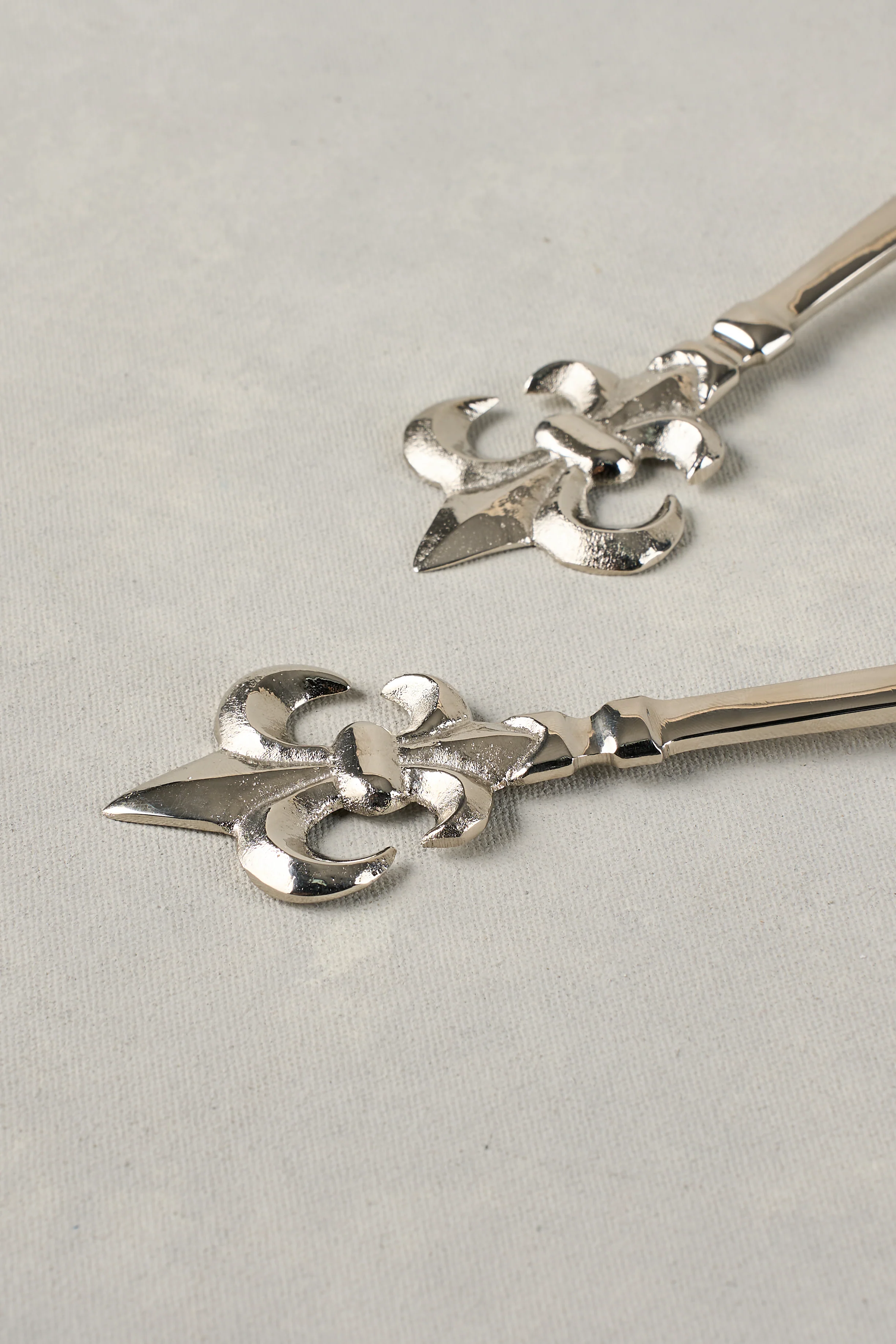Fleaur De Lys Salad Servers - Skullriy