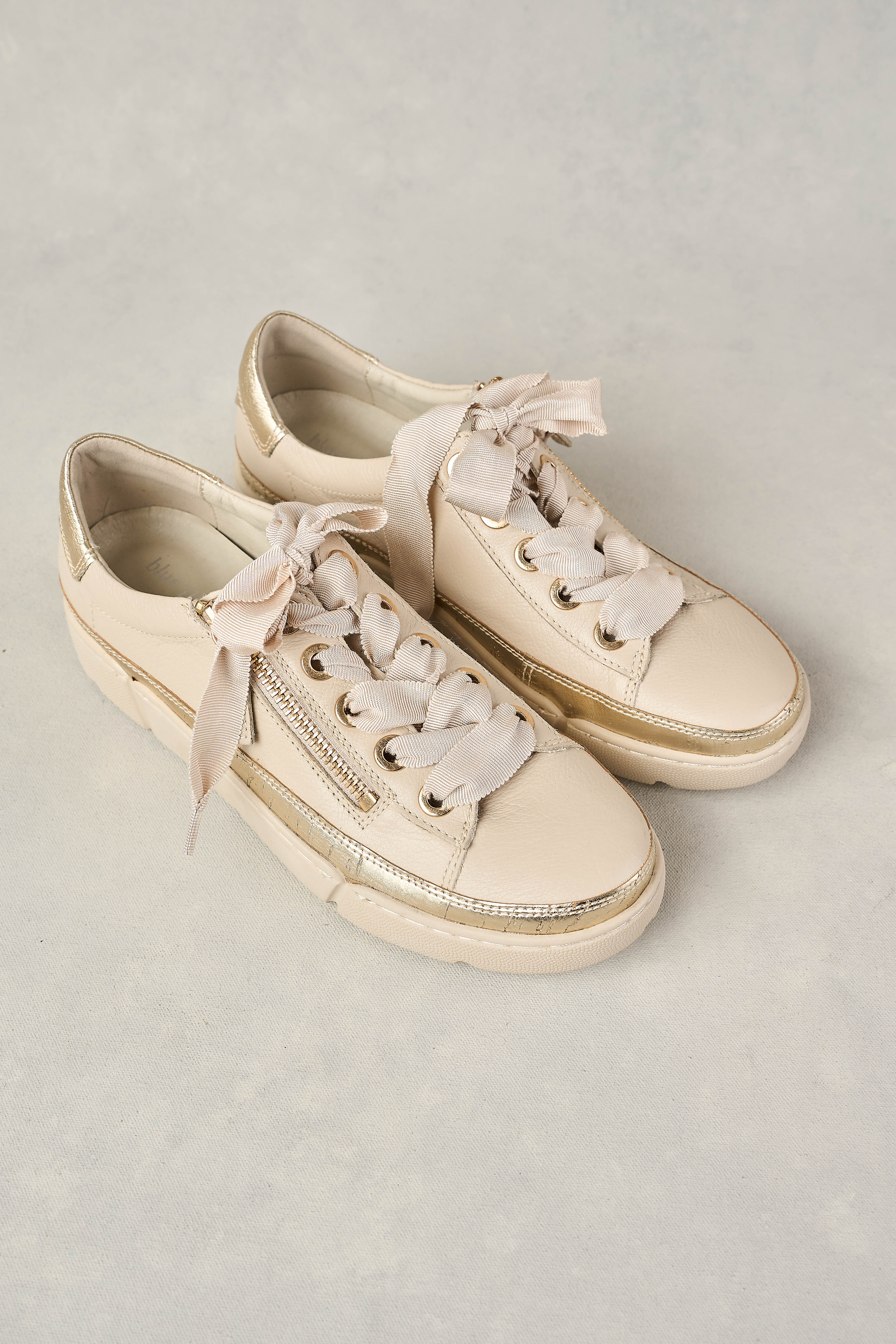Talina Leather Sneaker - Almond - Skullriy