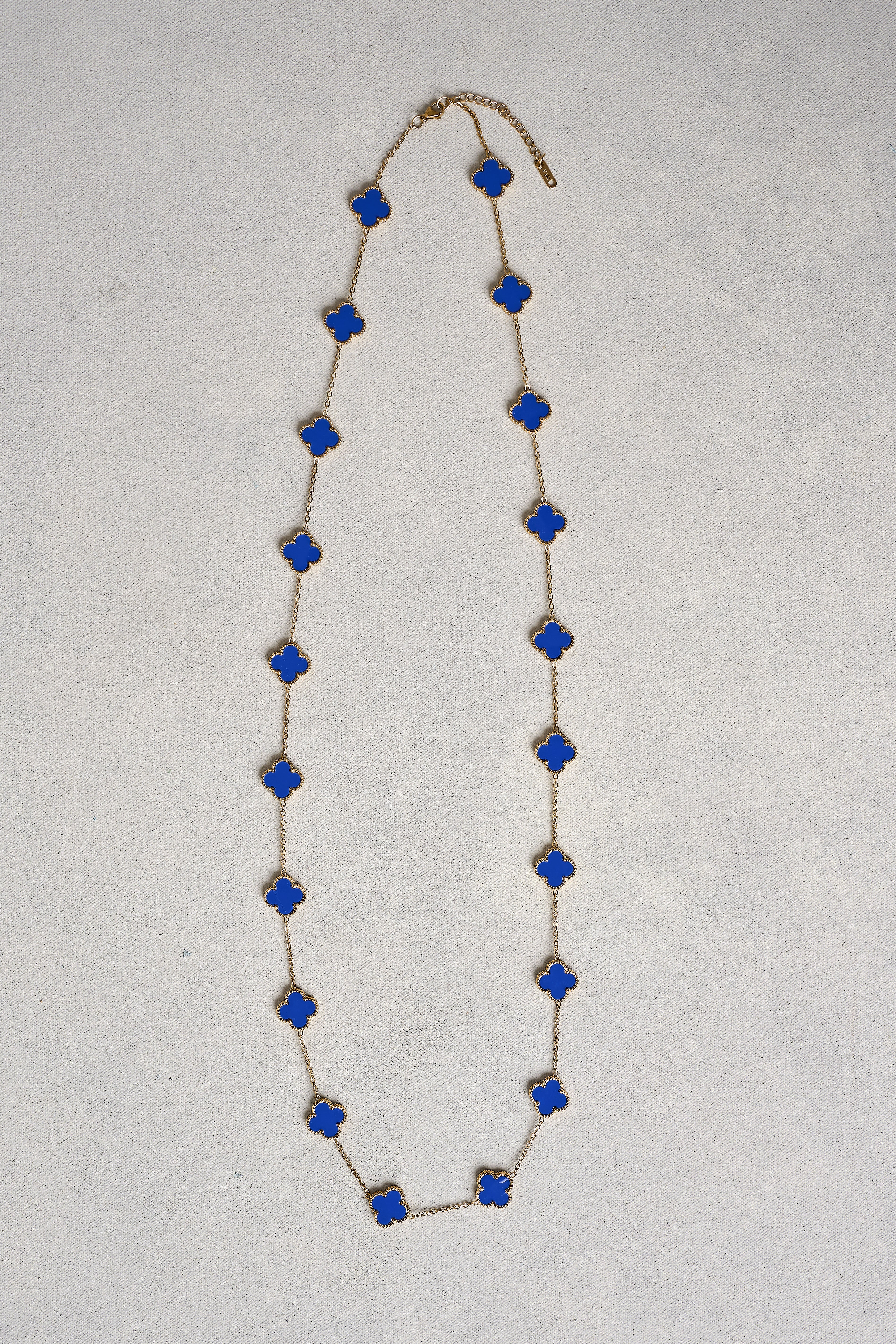 Clover Pendant Necklace - Blue - Skullriy