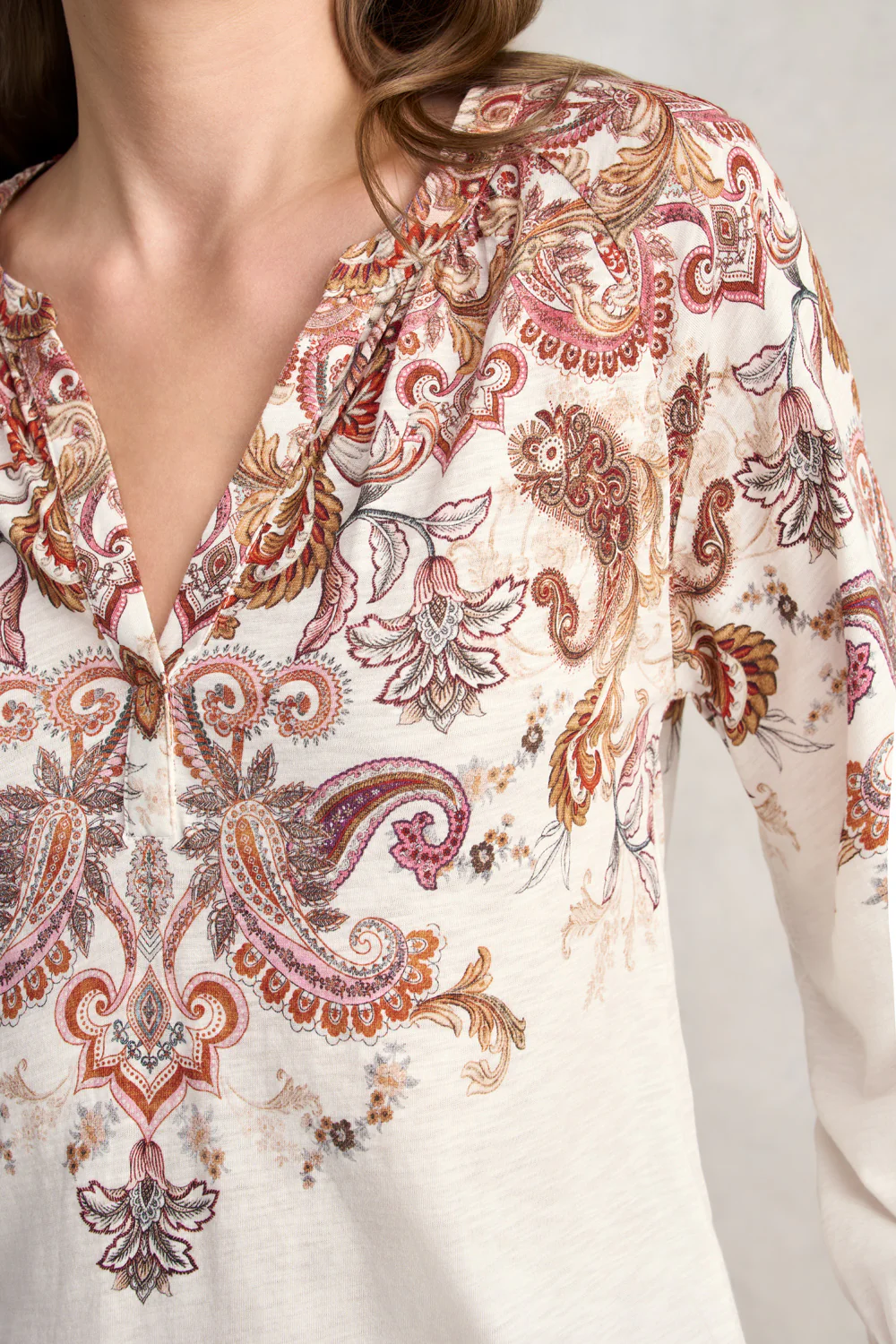 Printed Jersey Top - Intricate Paisley - Skullriy