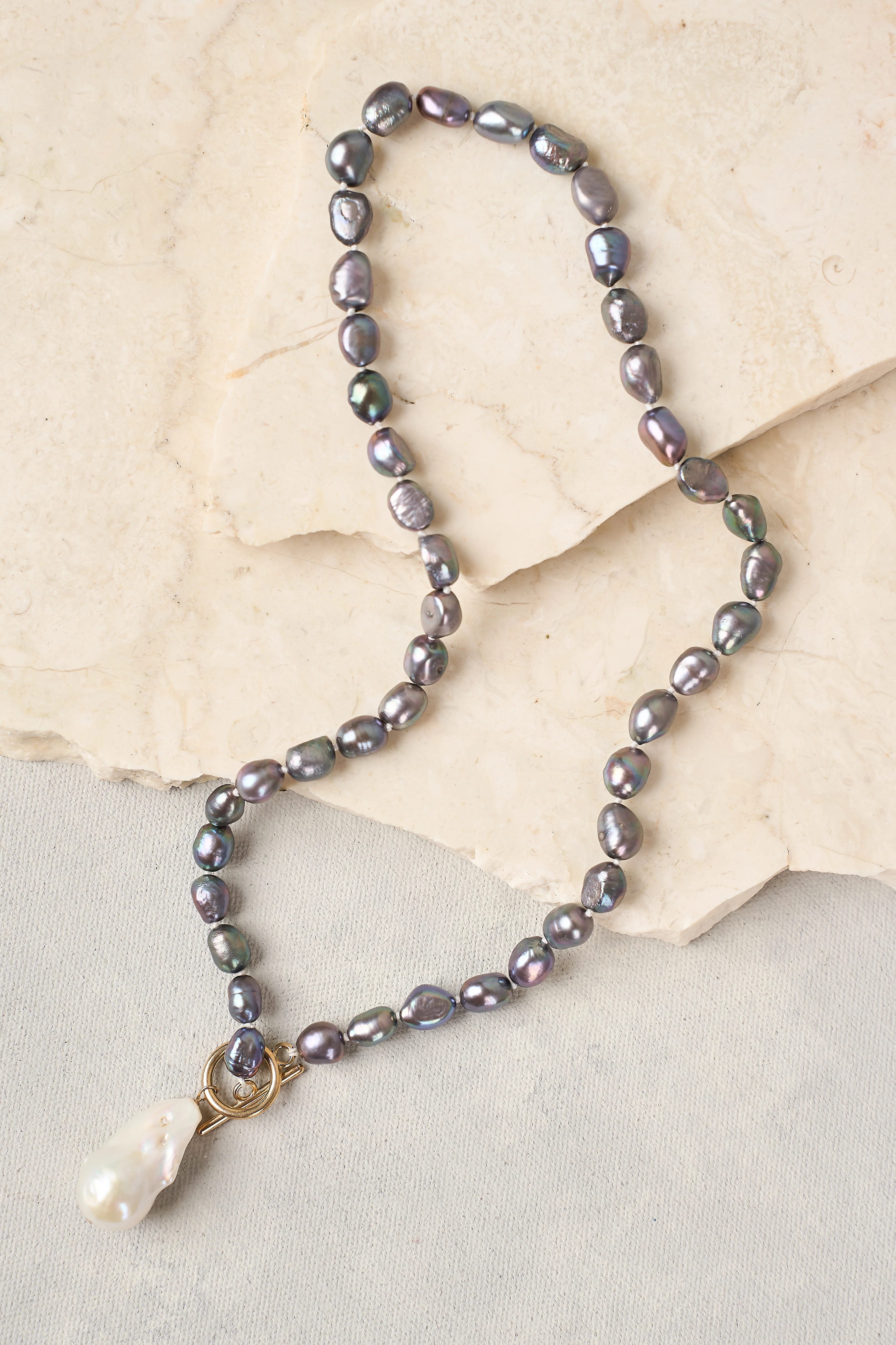 Metallic Noir Pearl Necklace - Multicolour - Skullriy