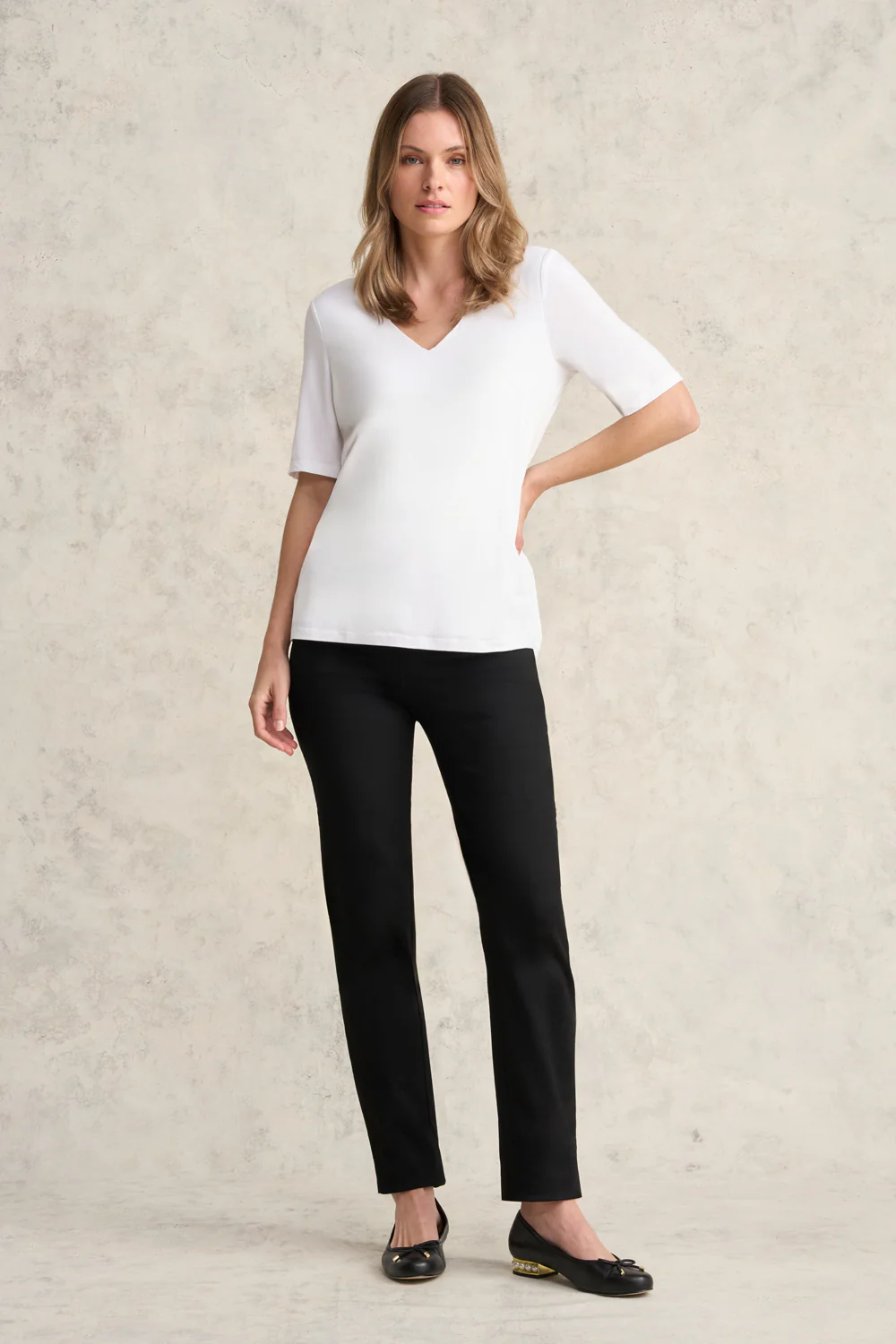 V-Neck Tee - White - Skullriy