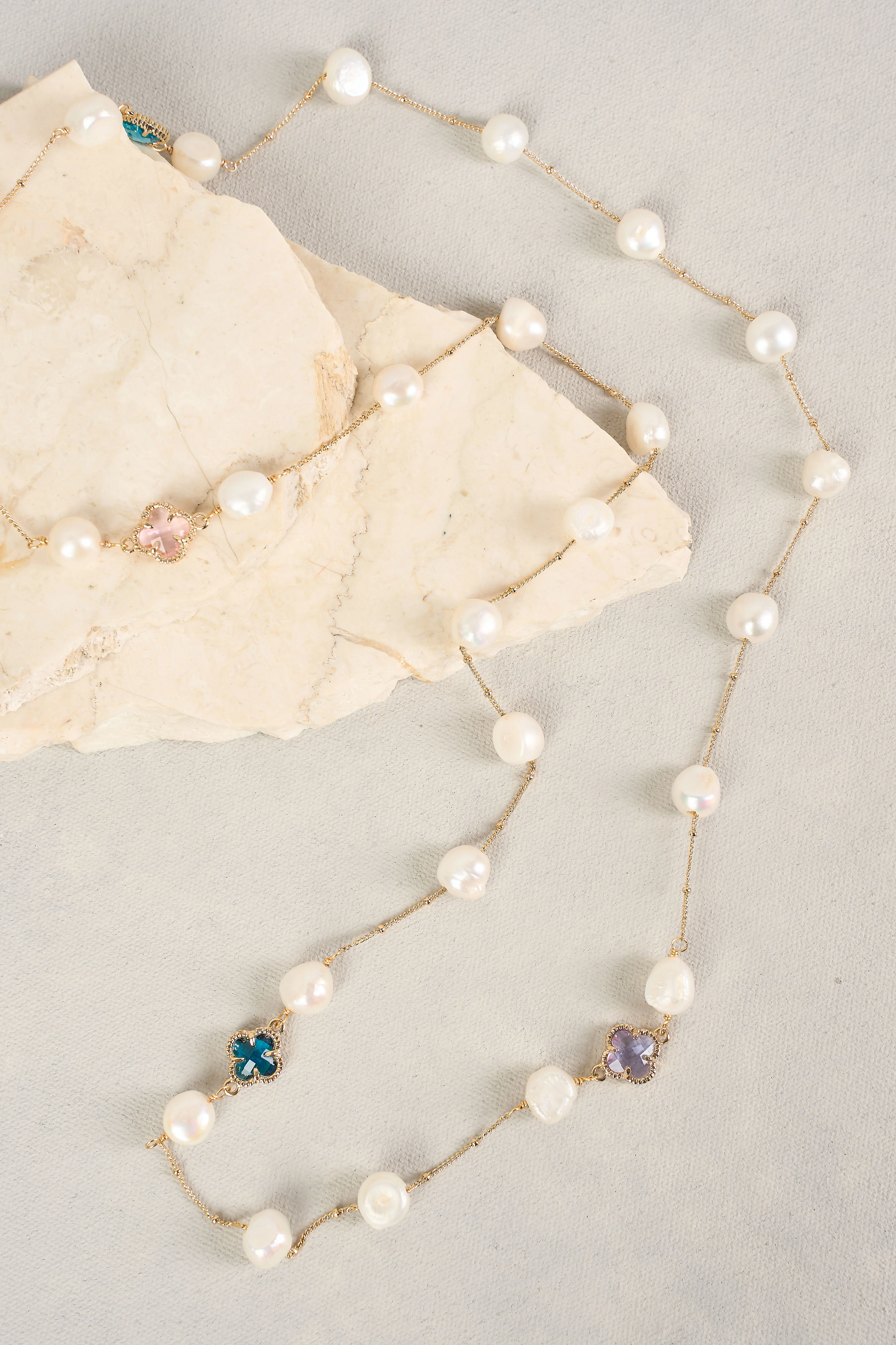 Pearl & Clover Necklace - Multi - Skullriy