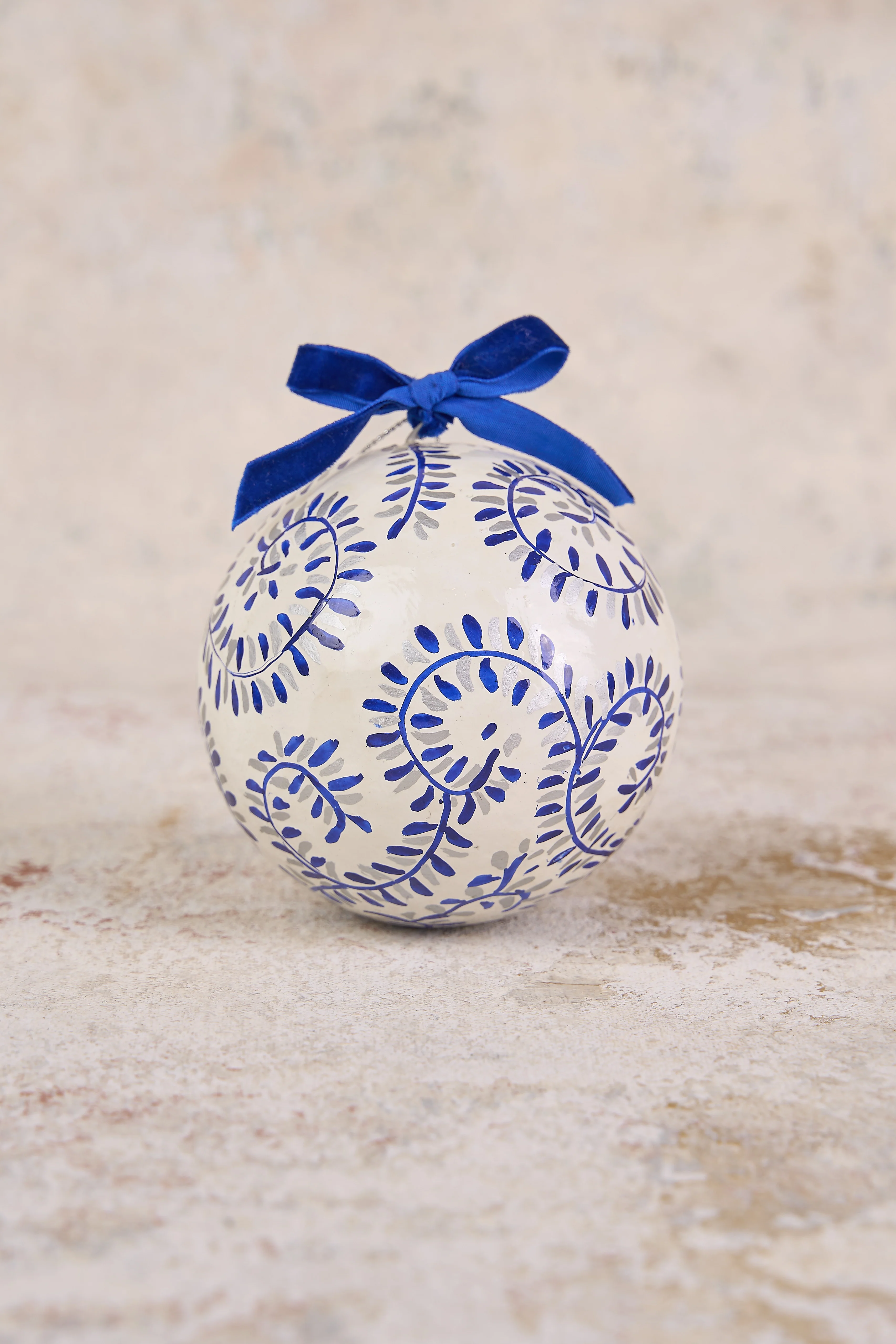 Seaside Swirl Bauble 4