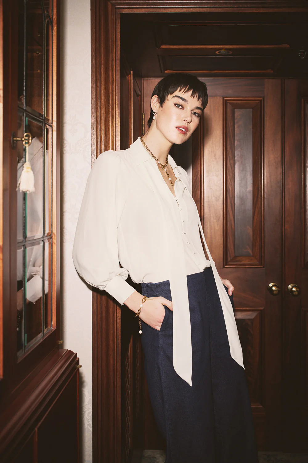 Silk Blend Shirt With Tie - Cream - Skullriy