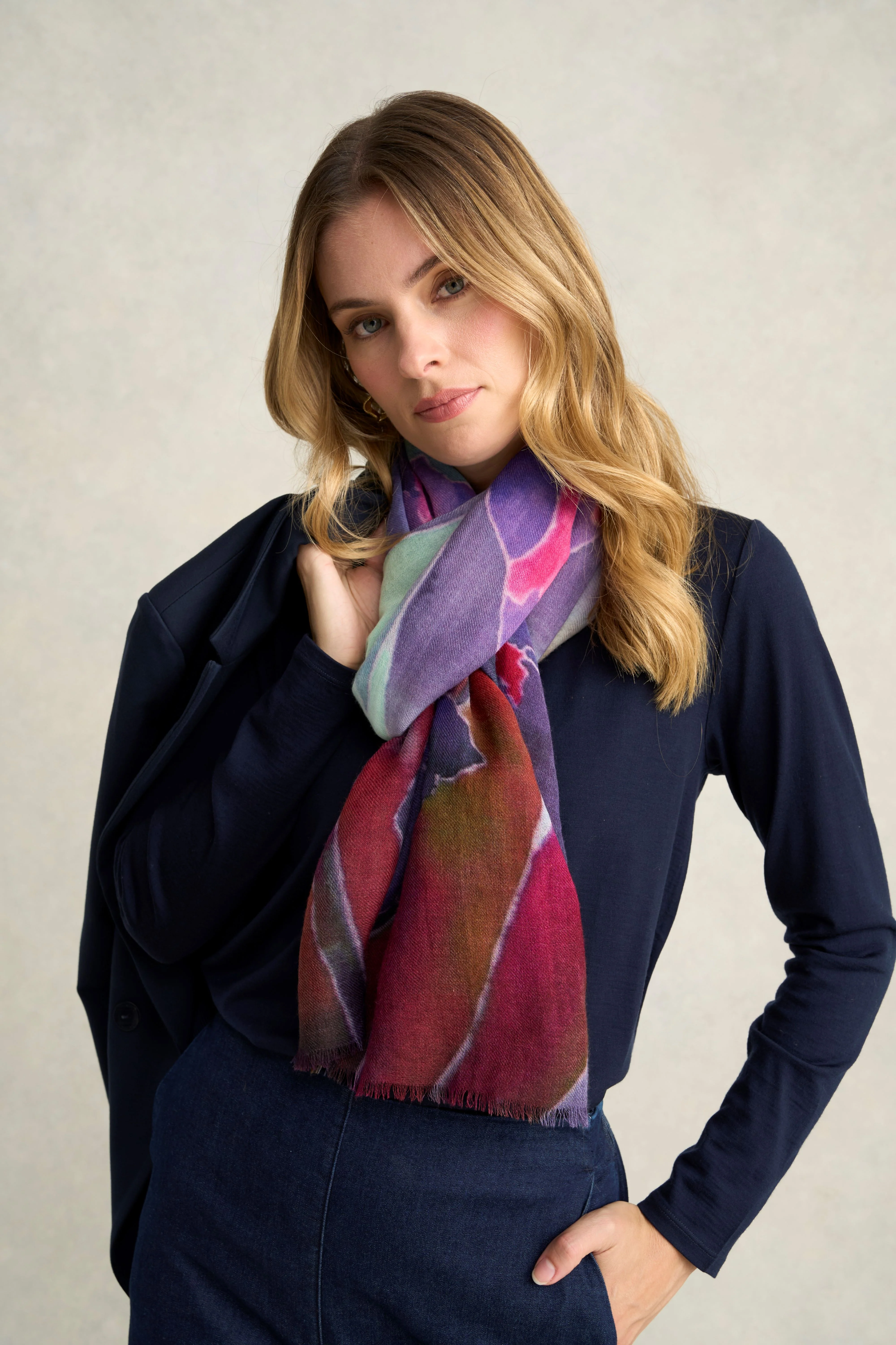 Violet Bloom Wool Scarf - Skullriy