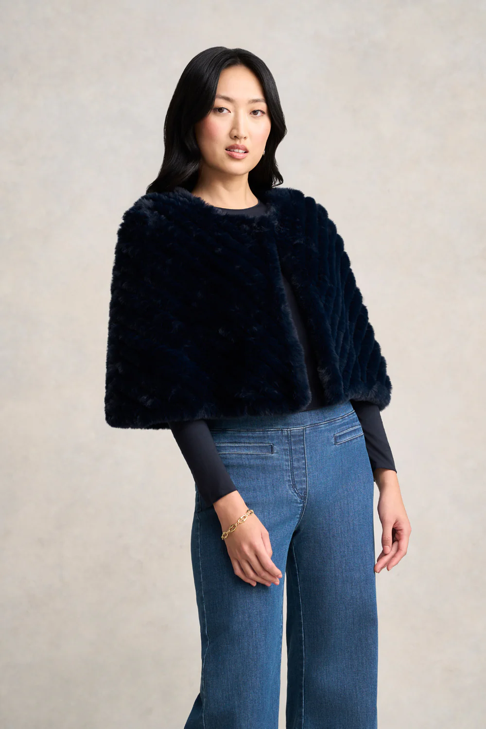Faux Fur Capelet - Ink - Skullriy