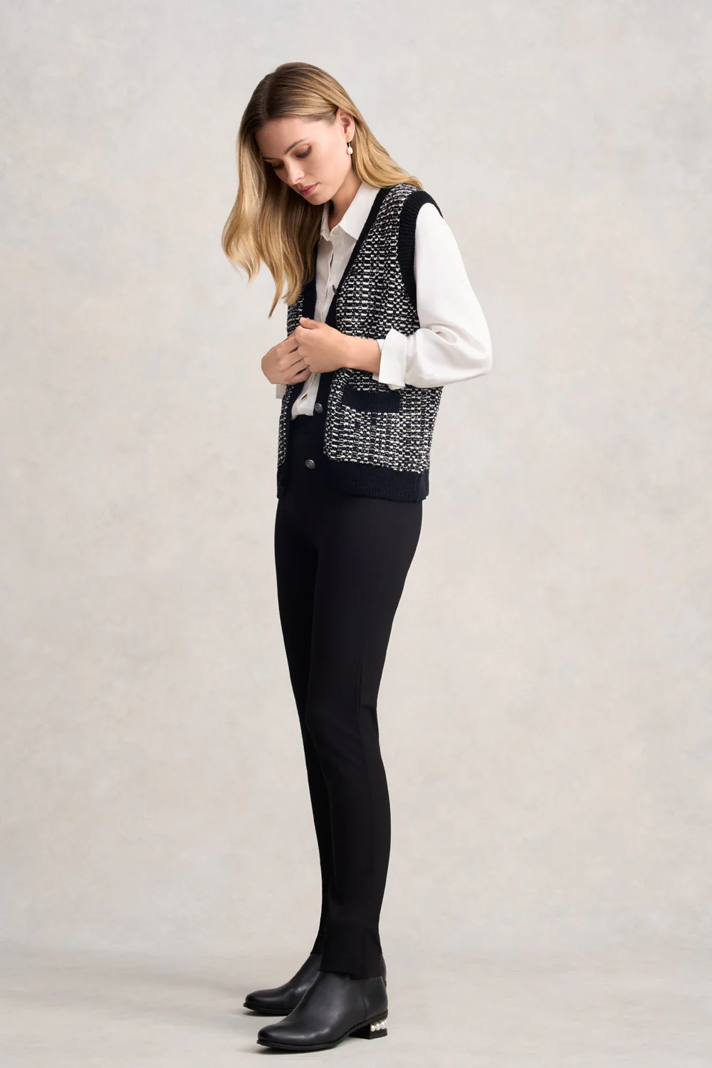 Tape Yarn Vest - Black Multi - Skullriy