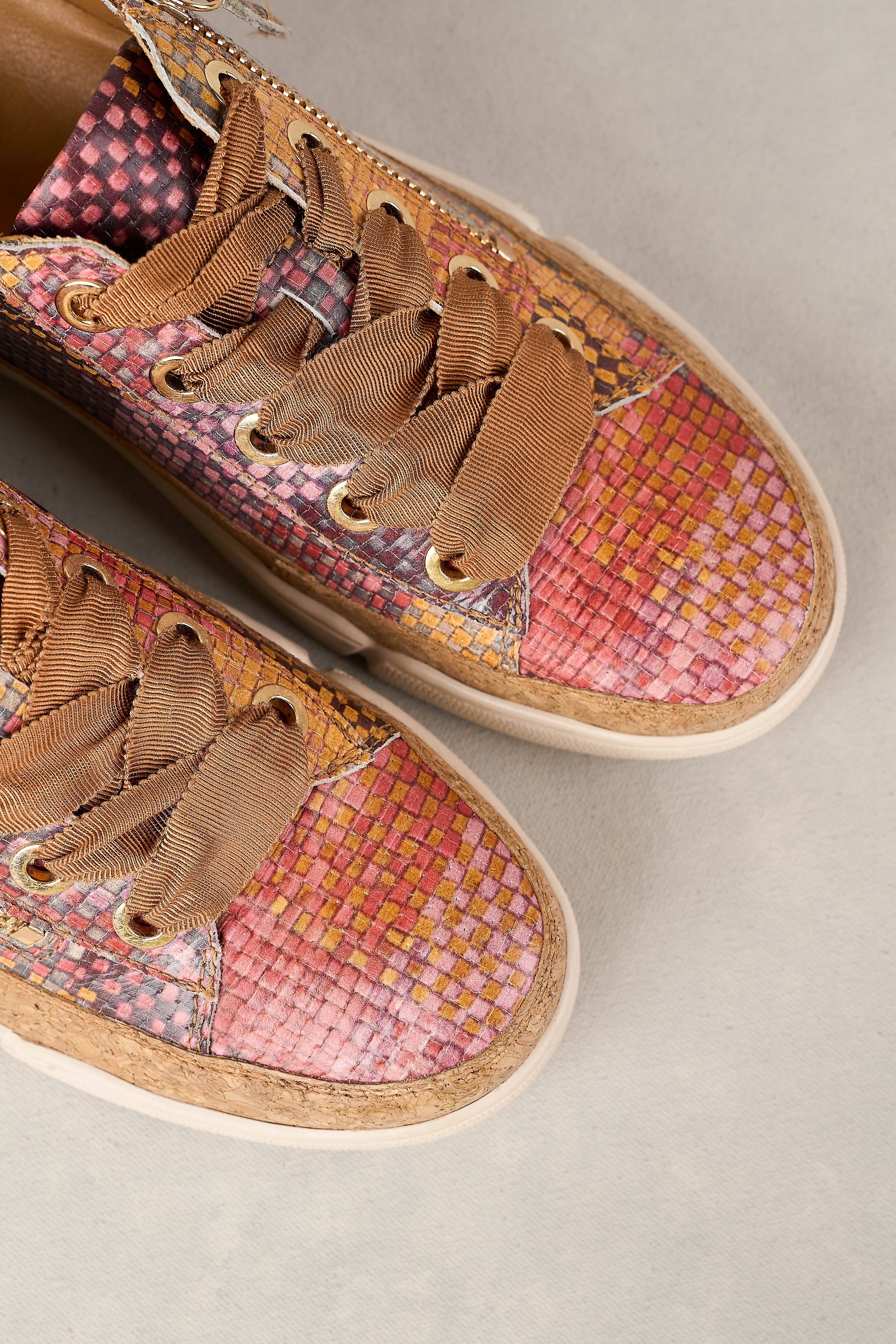 Talina Textured Sneaker - Multi - Skullriy