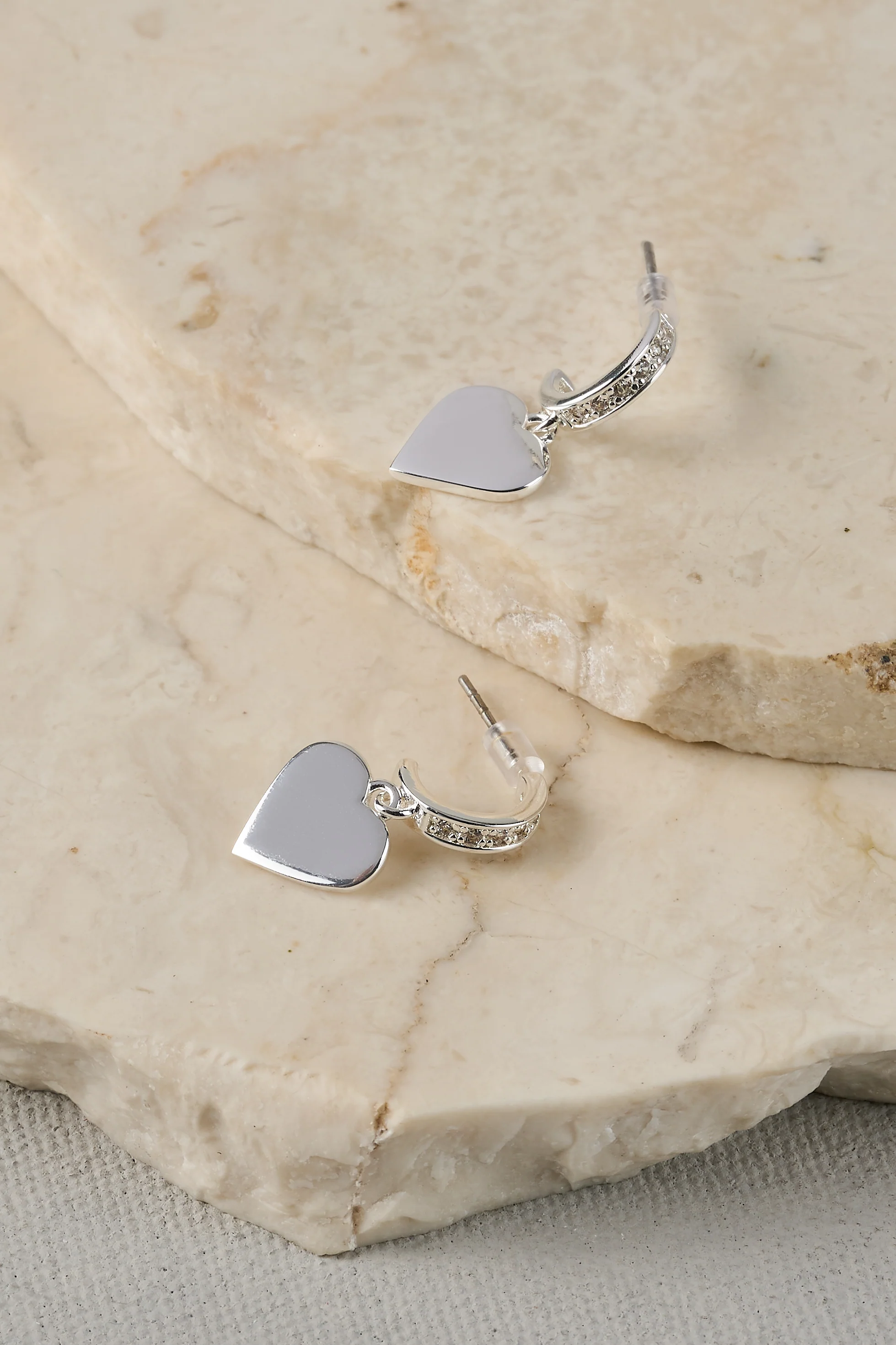 Heart Studs Sterling Silver Plated - Skullriy