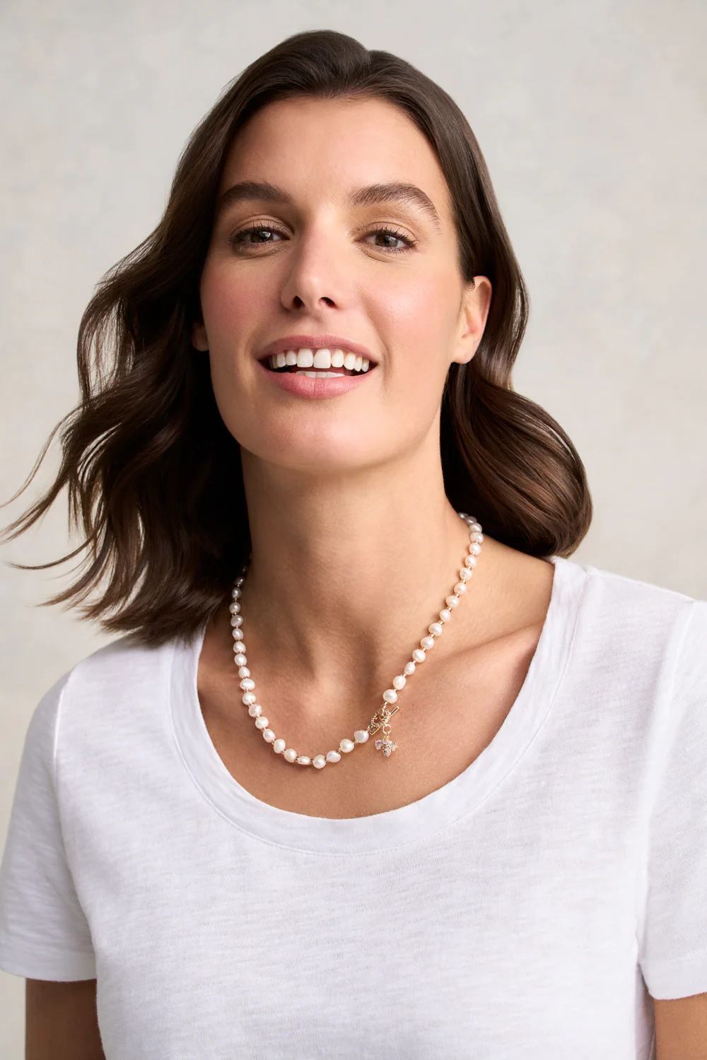 Bee Pearl Necklace  C Cream - Skullriy