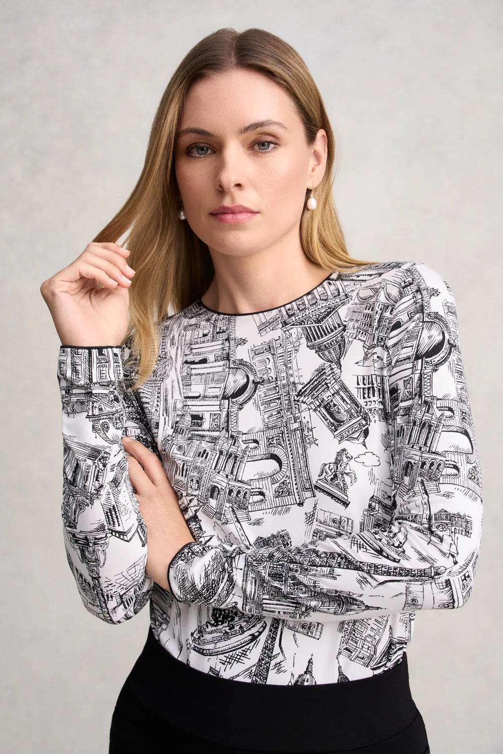 Long Sleeve Crew Neck Top - France Capital Print - Skullriy