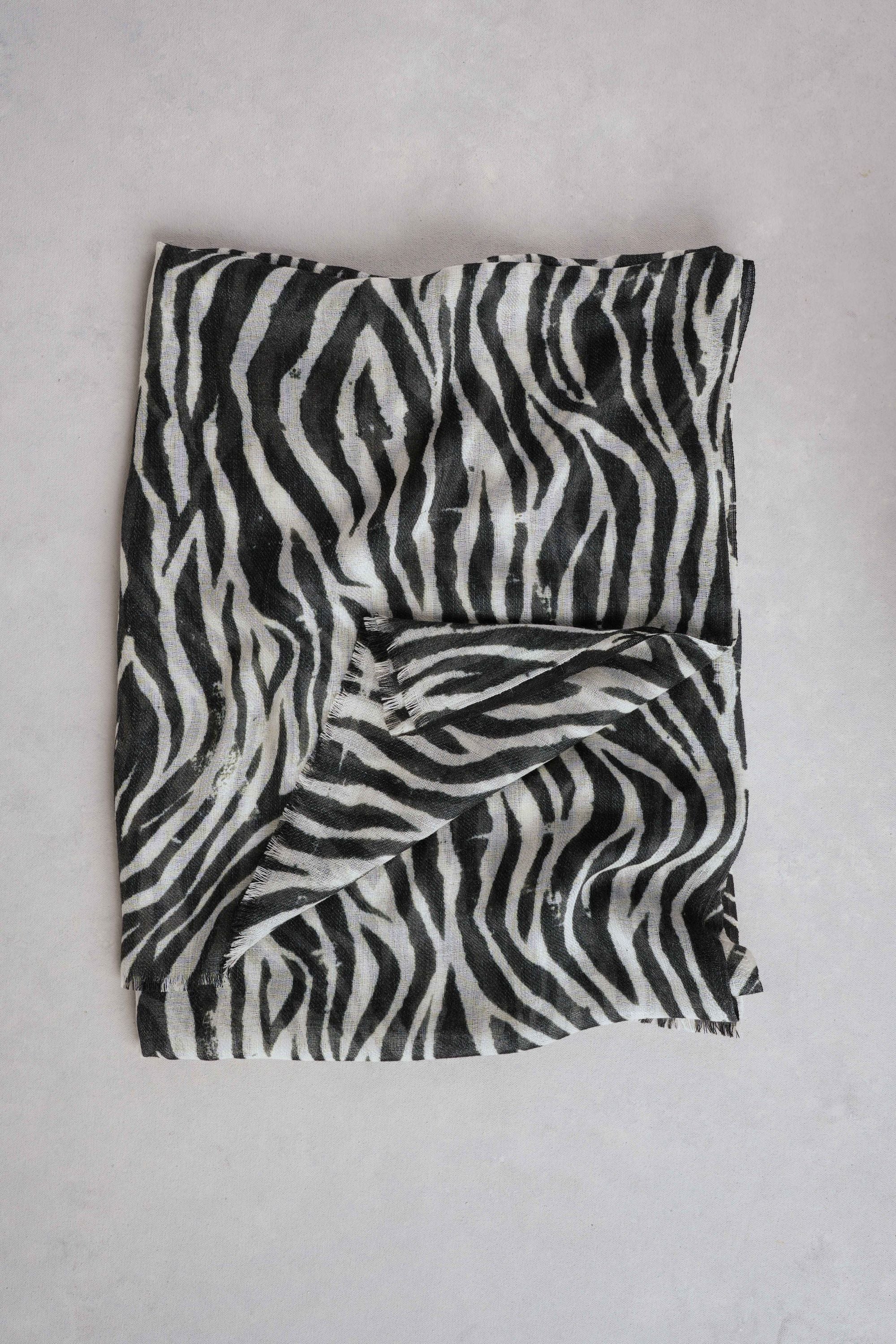 Zebra Scarf  C Black & Cream - Skullriy
