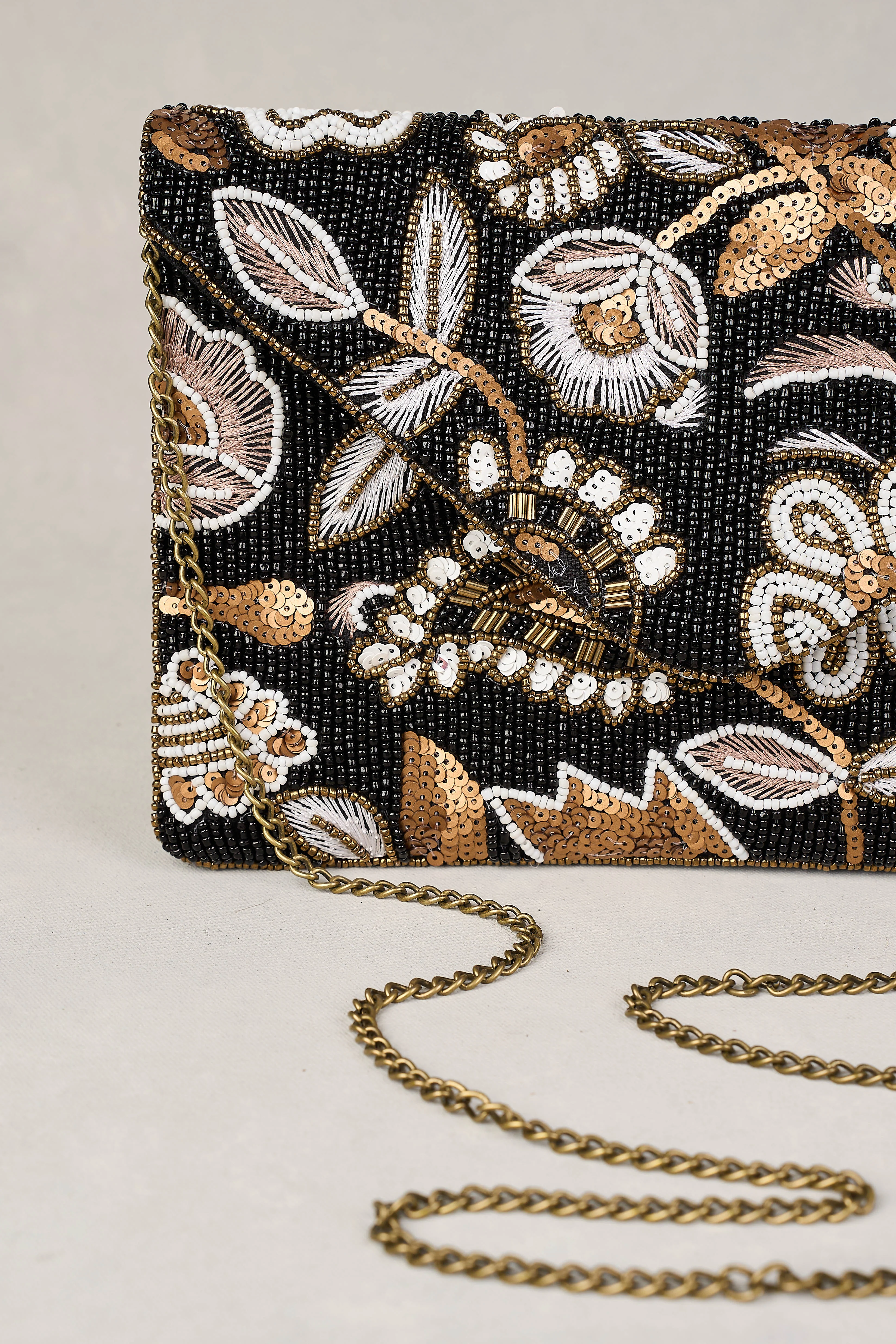 Sequin Paisley Clutch - Multicolour - Skullriy