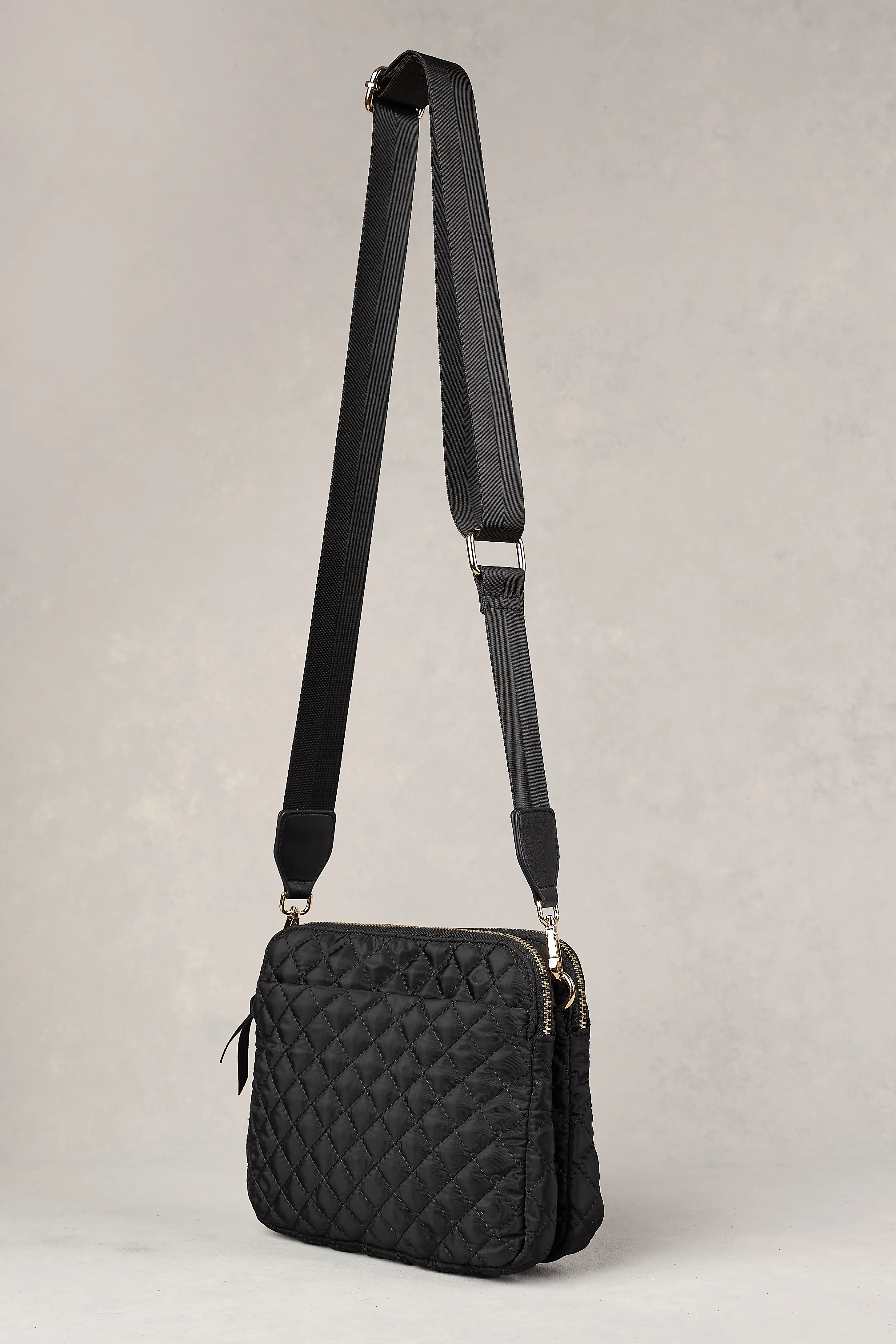 Naomi Quilted Crossbody Bag - Black - Skullriy