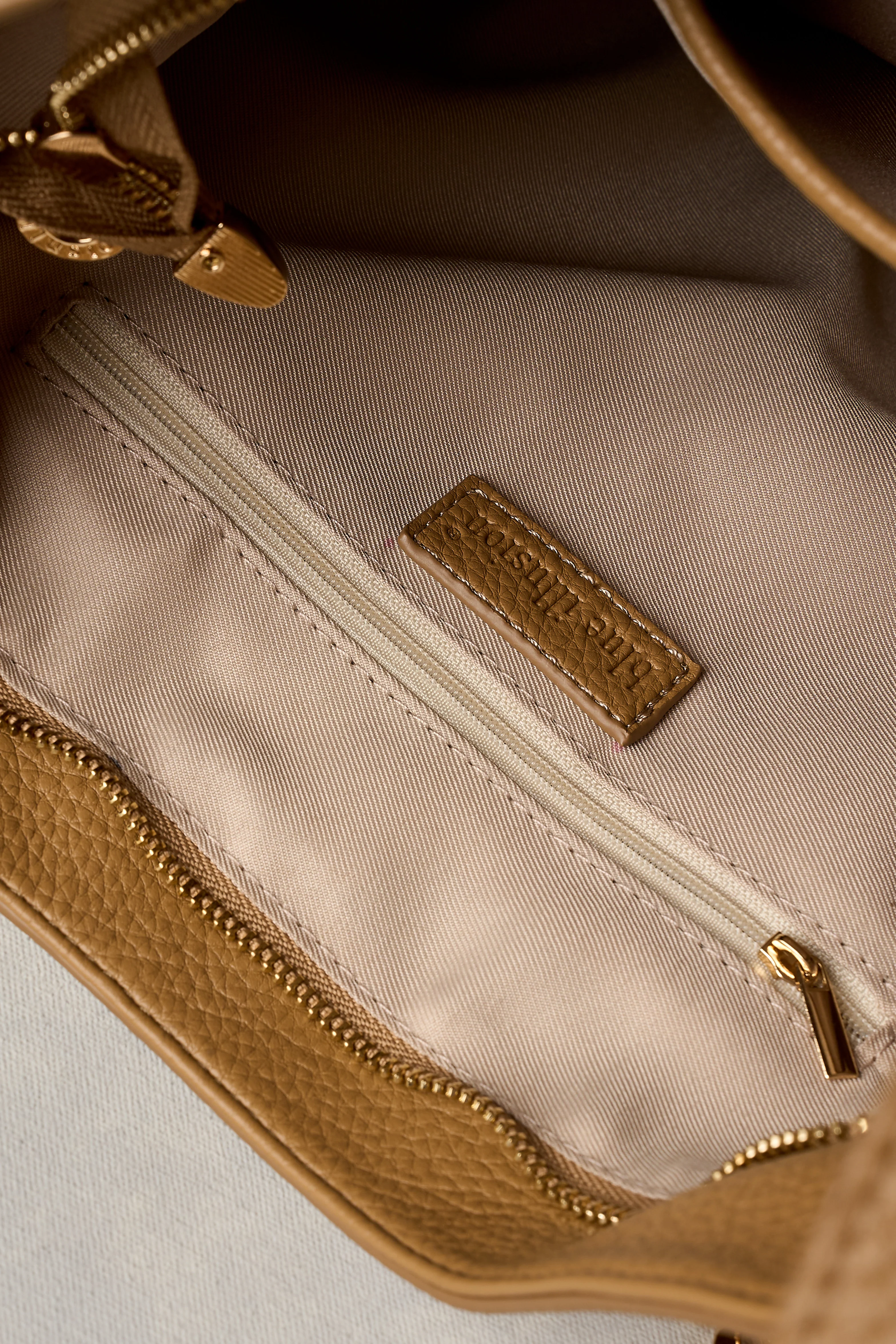 Sonia Shoulder Bag - Tan - Skullriy