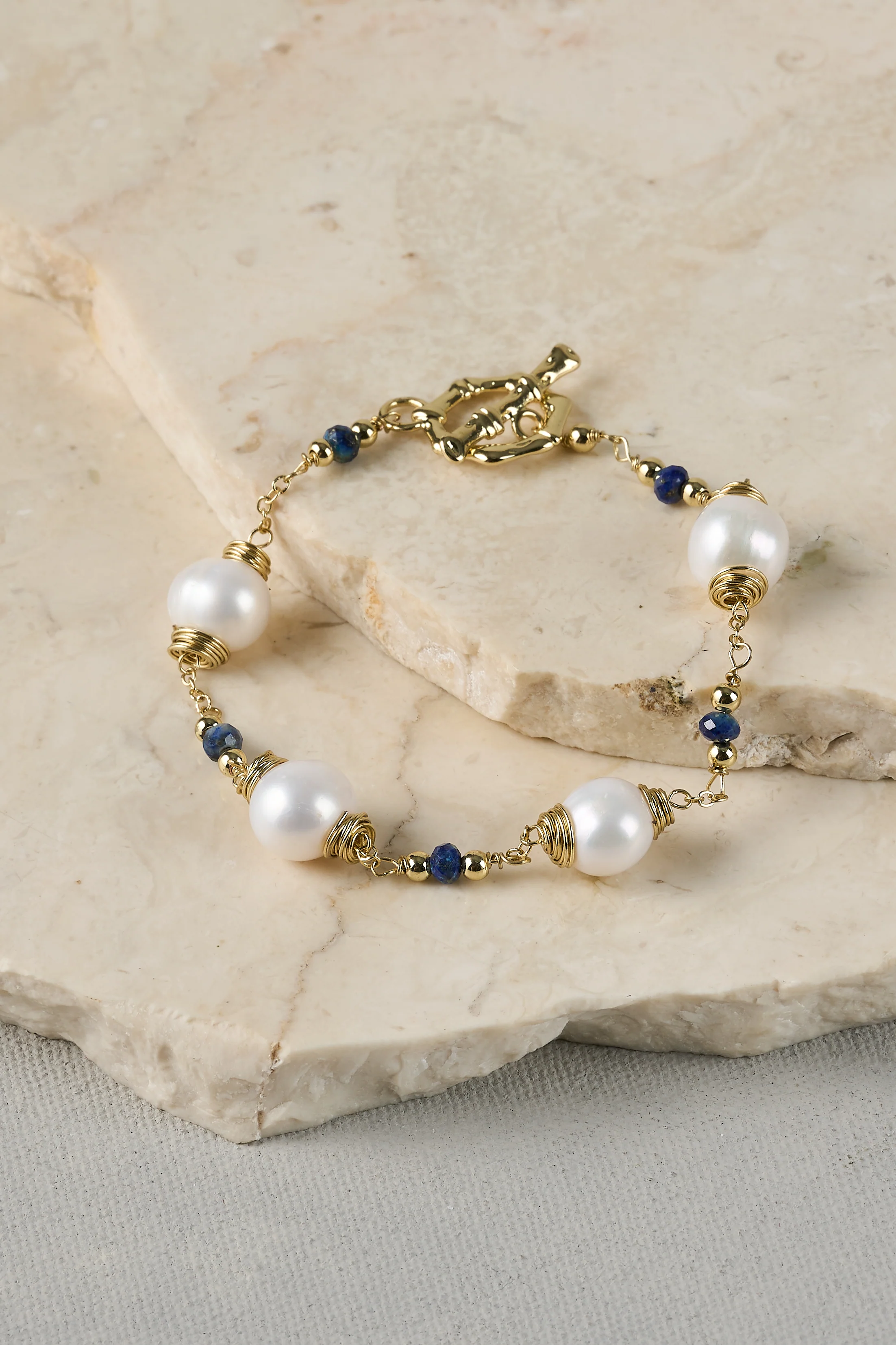 Scattered Pearl Bracelet -Navy - Skullriy
