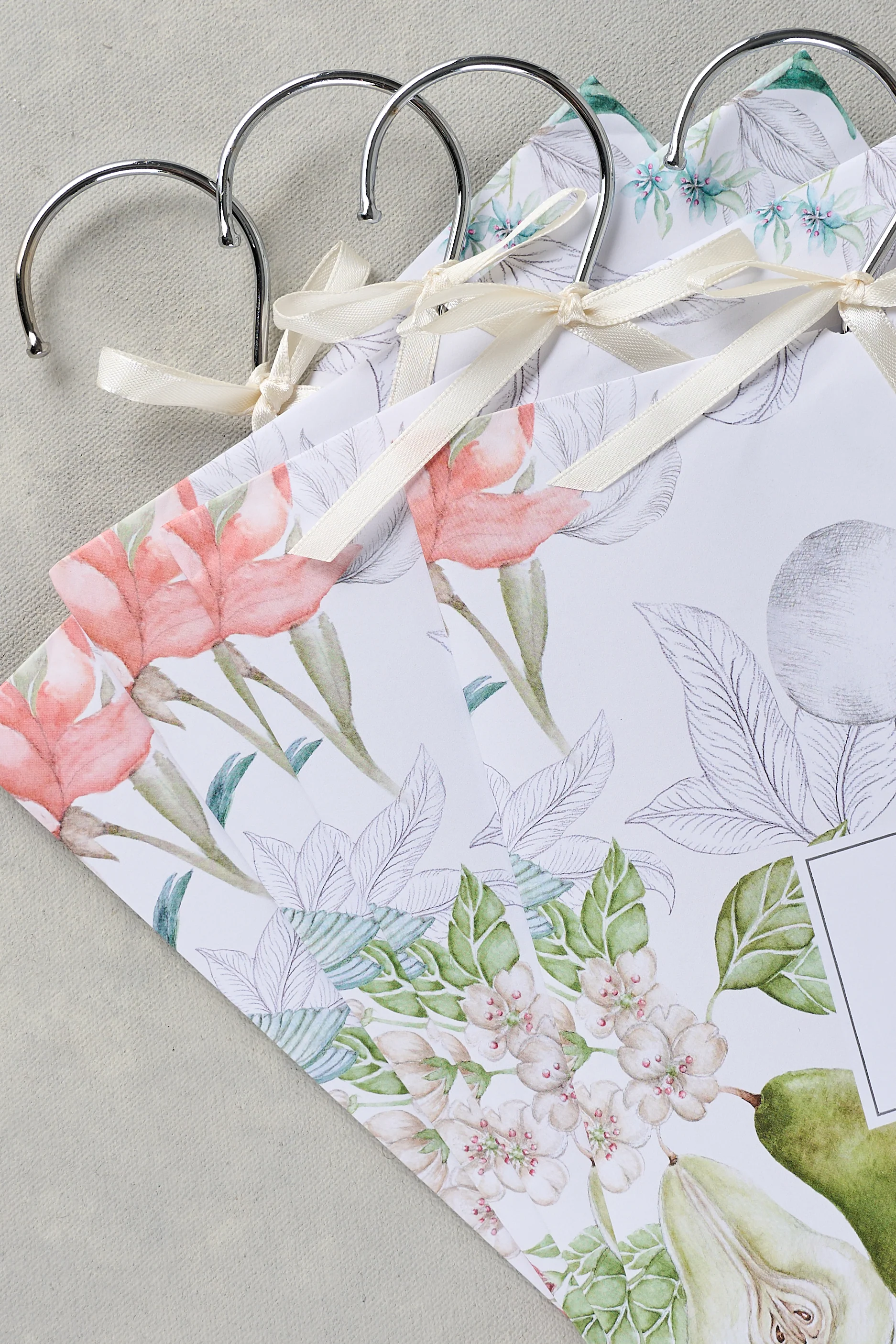 Anjou Hanging Sachet - Skullriy