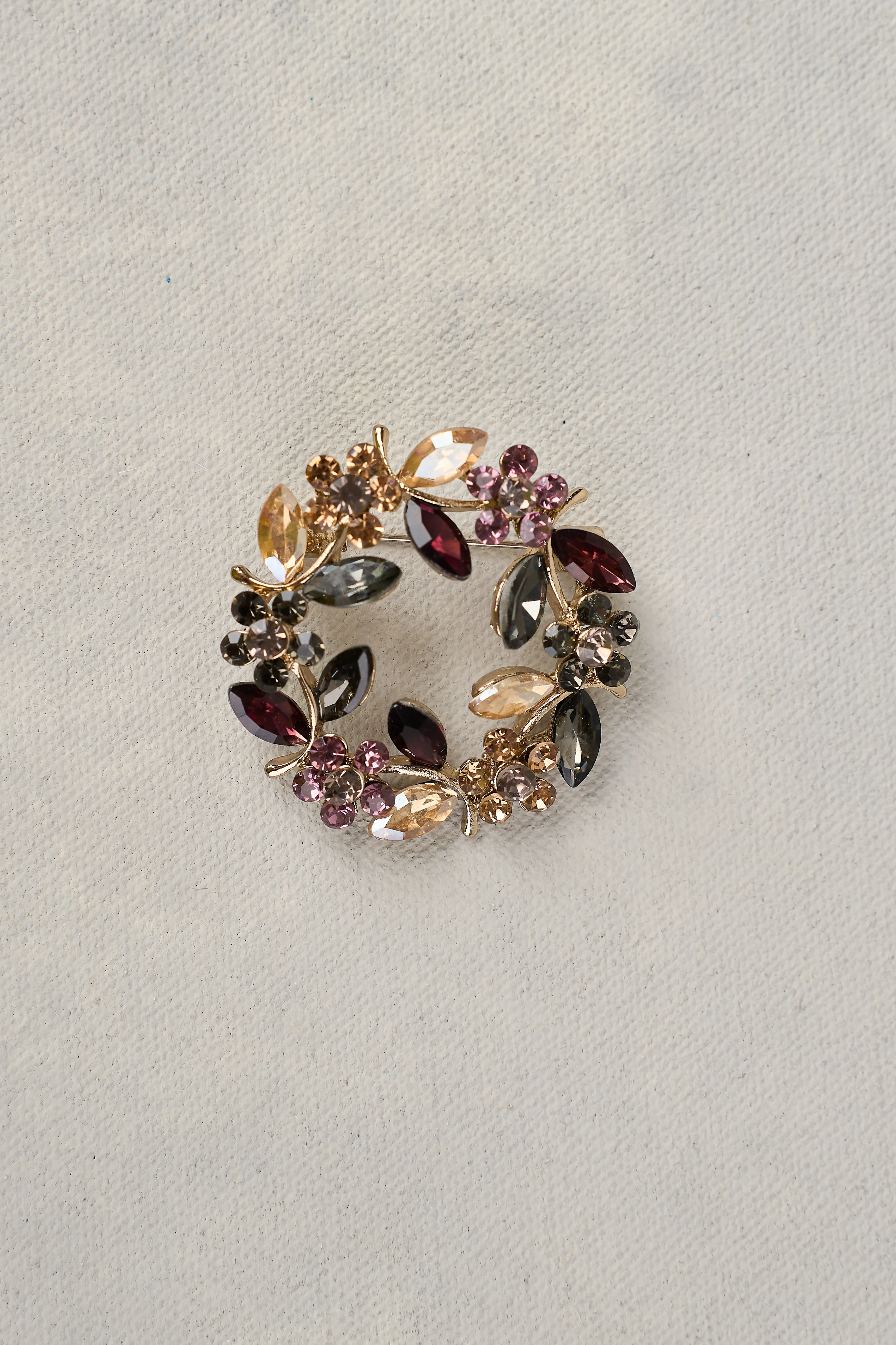 Floral Wreath Brooch - Multicolour - Skullriy