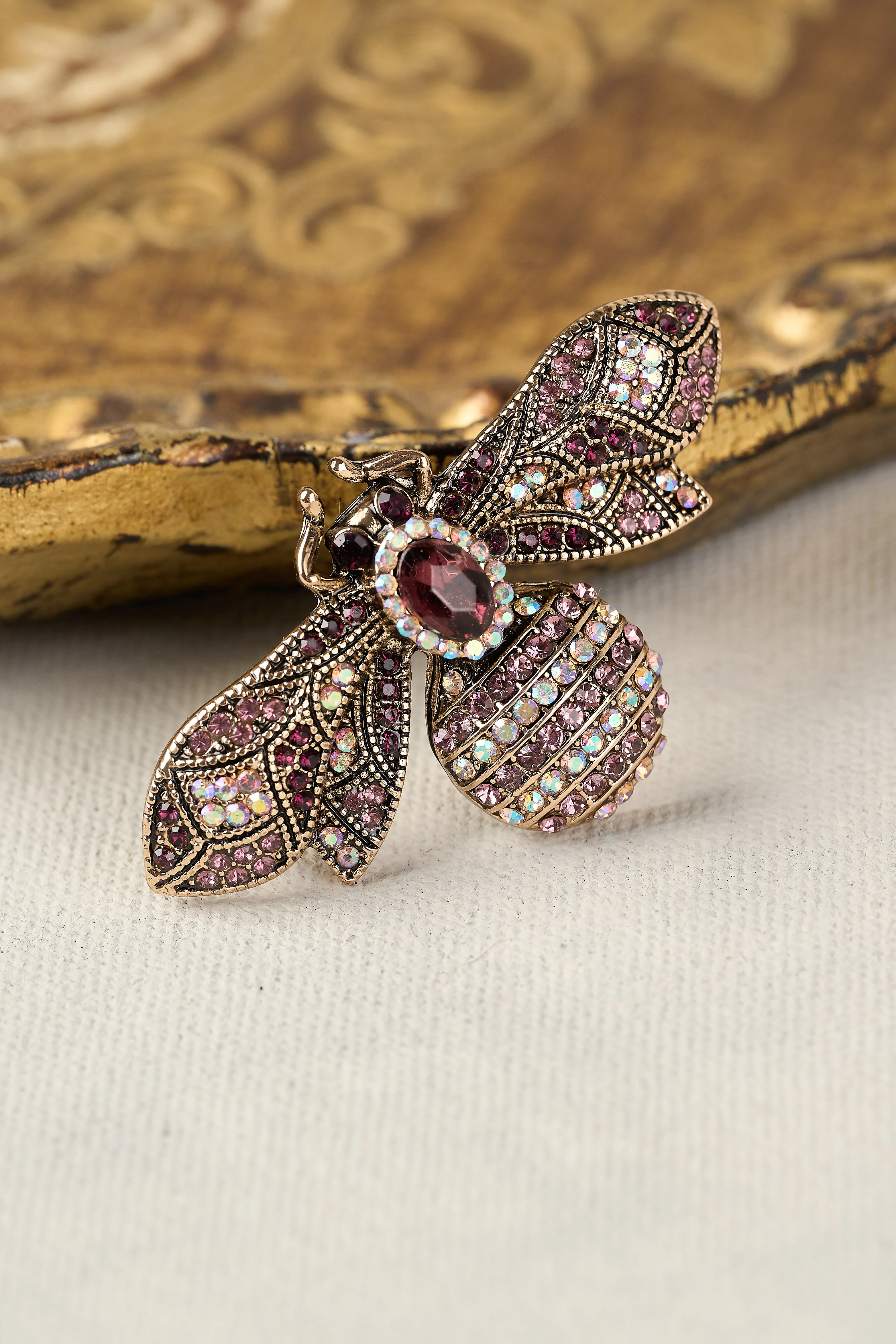 Mauve Bee Brooch - Mauve - Skullriy