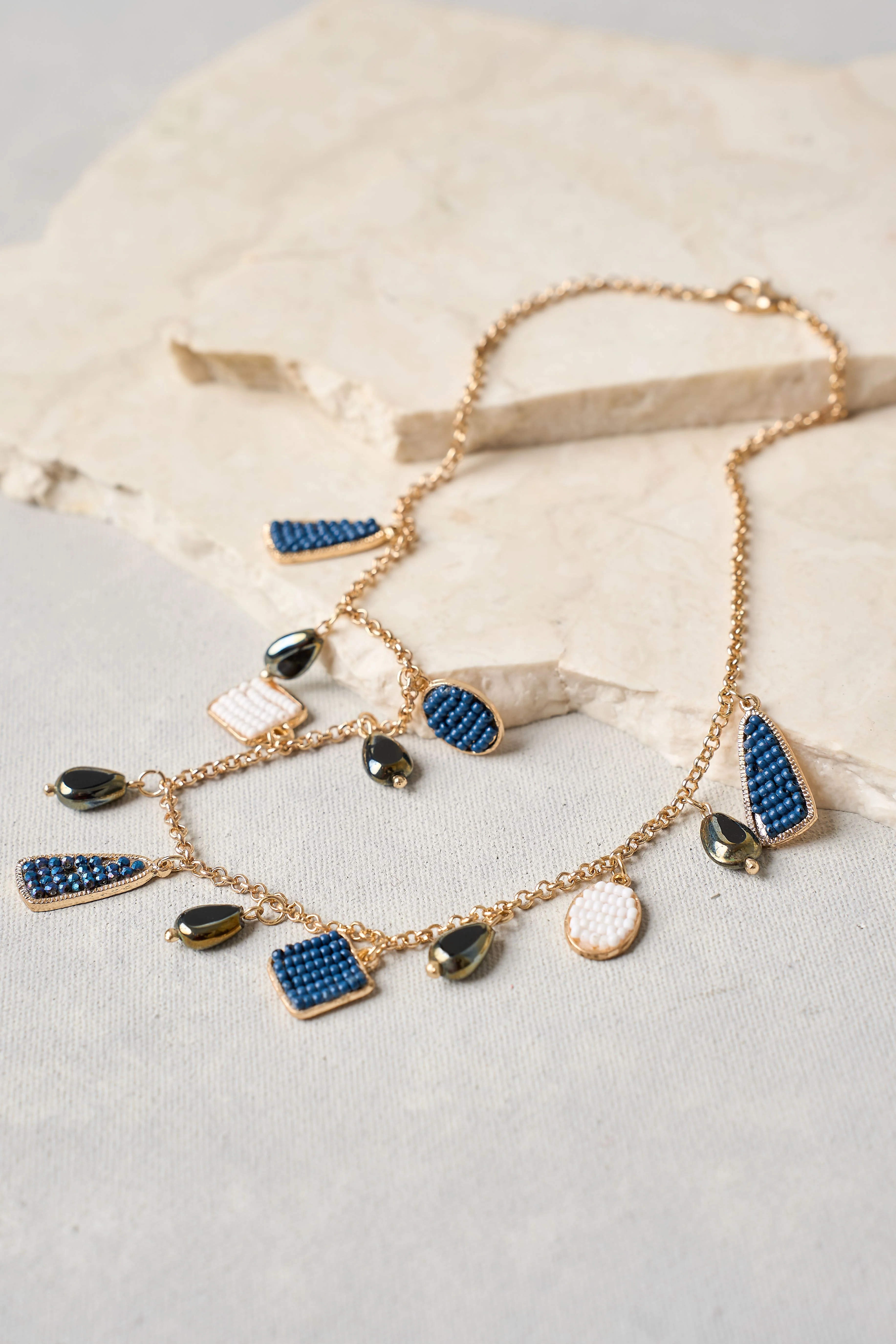 Midnight Shimmer Charm Necklace - Multicolour - Skullriy