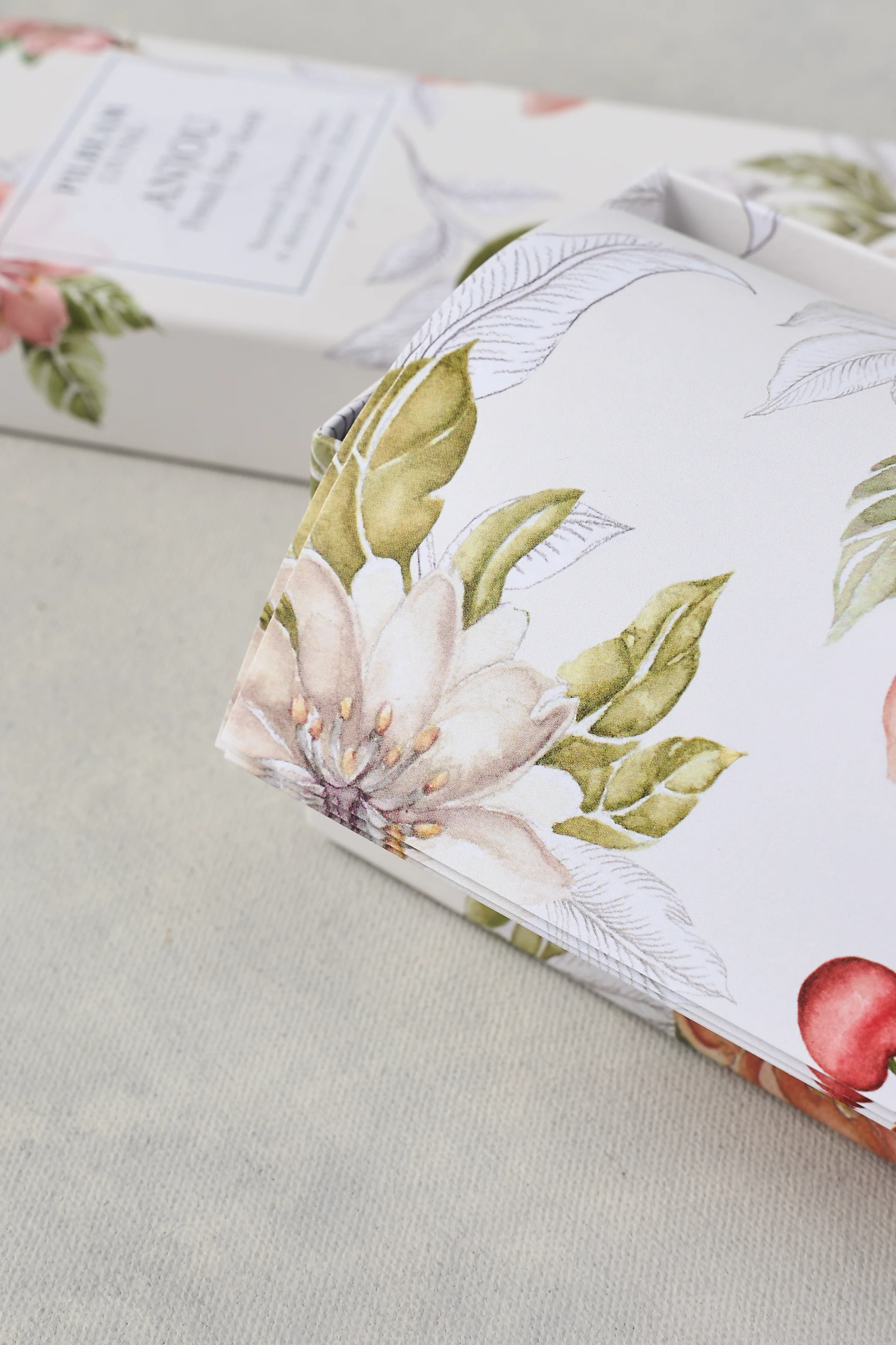 Anjou Drawer Liner - Skullriy