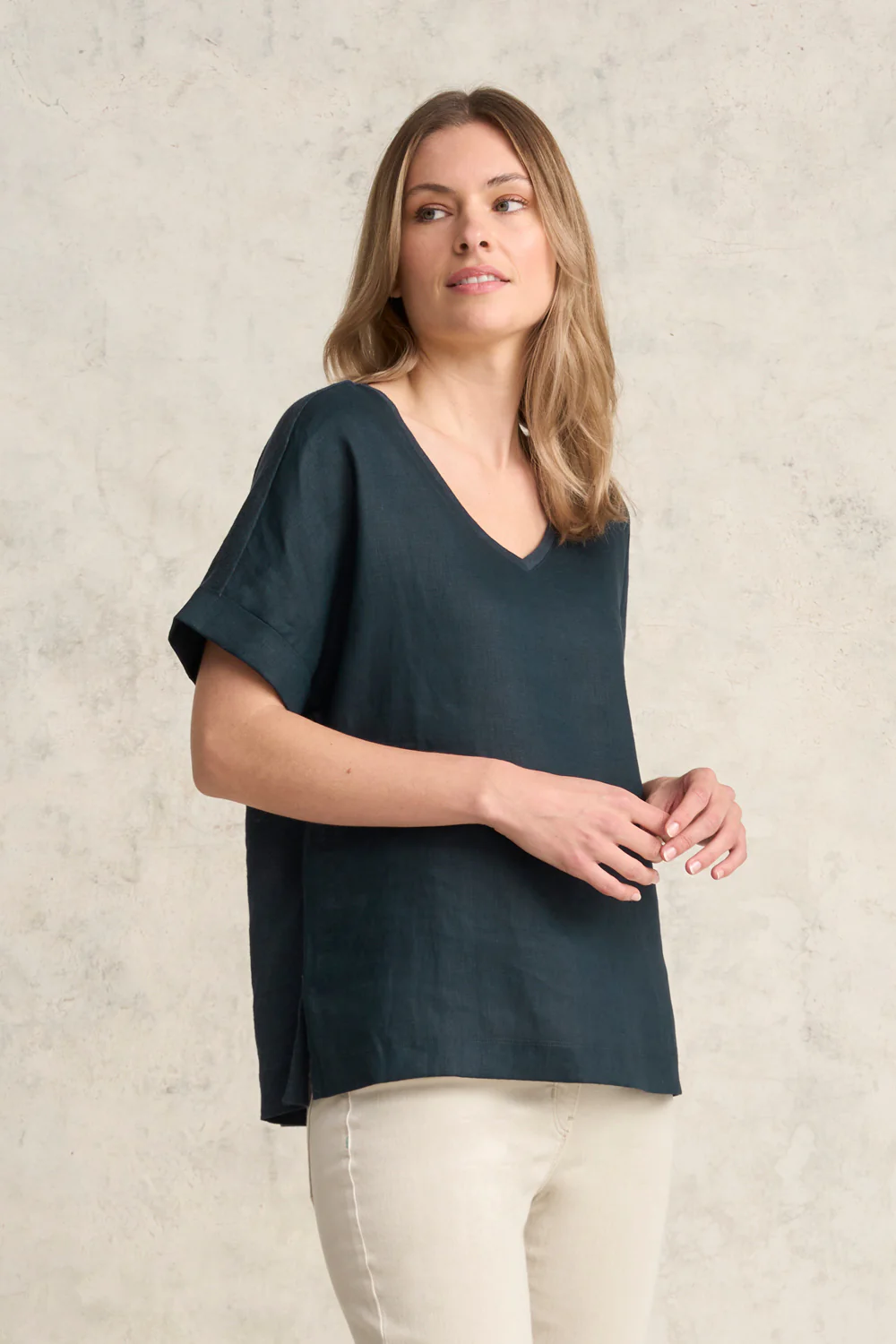 Linen Mix V-Neck Top - Ink - Skullriy