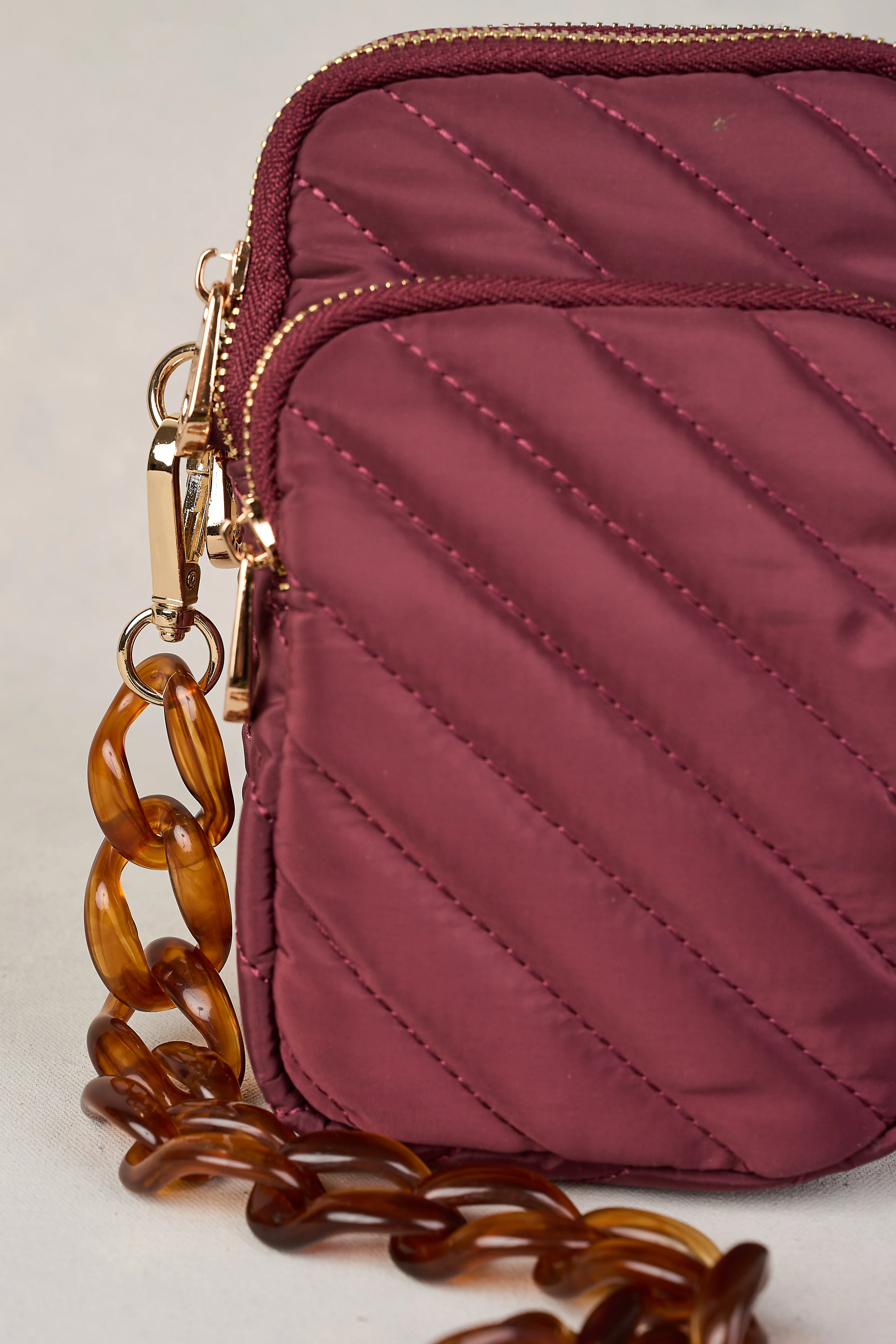 Manon Quilted Phone Bag - Merlot - Skullriy