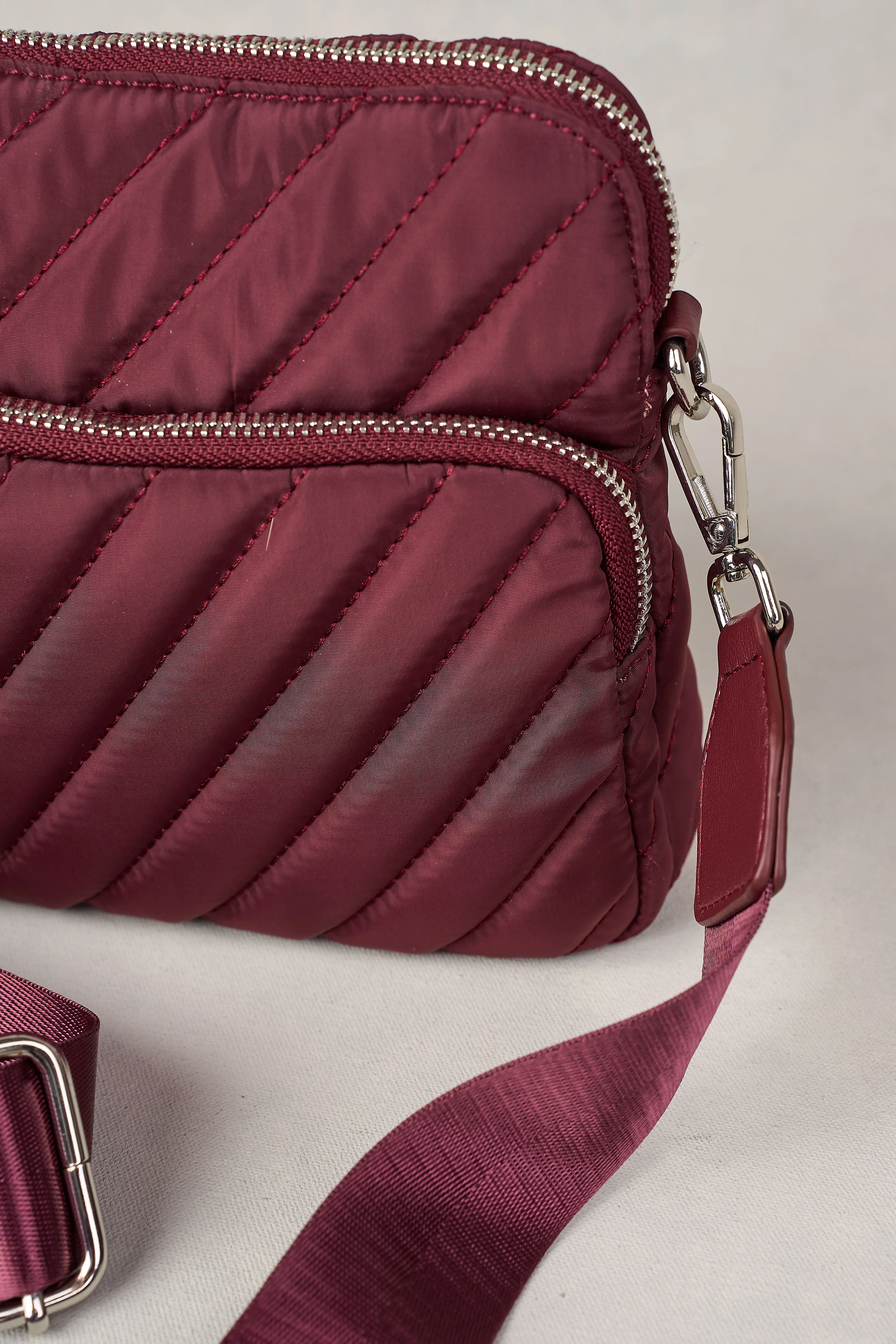 Manon Quilted Crossbody Bag - Merlot - Skullriy