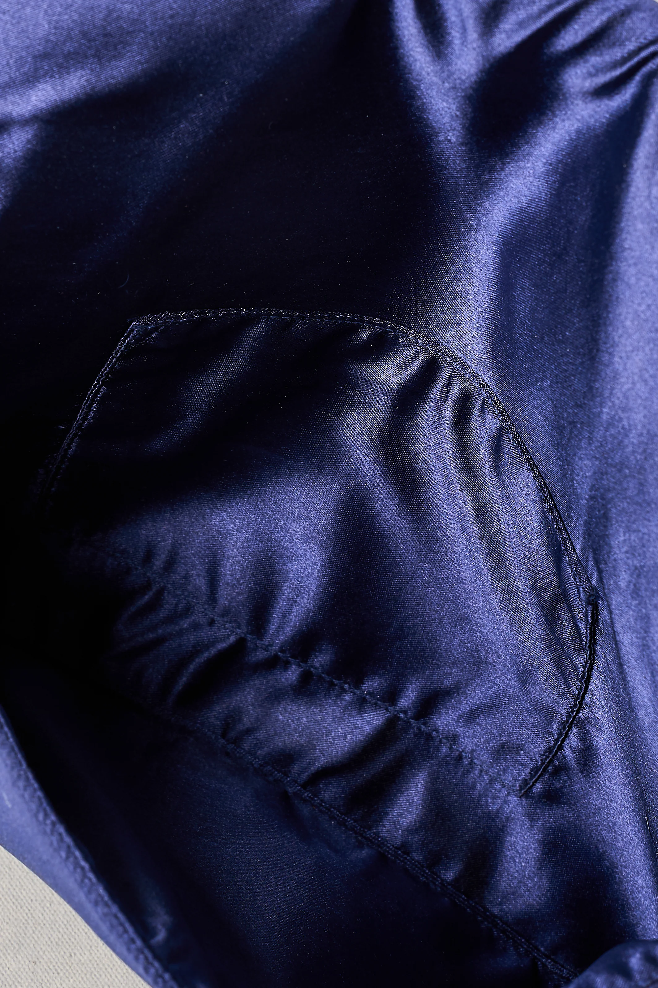 Floral Beaded Clutch - Multicolour - Skullriy